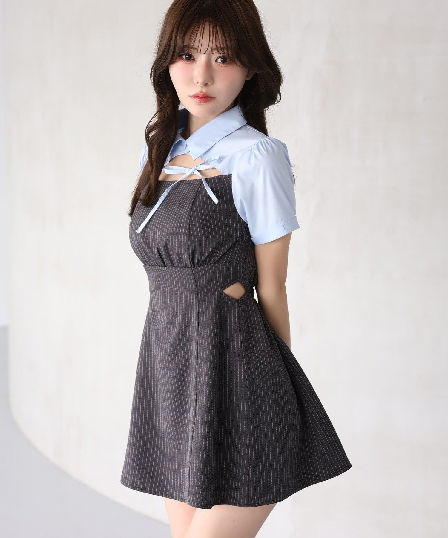 one after another NICE CLAUP(ワンアフターアナザー ナイスクラップ) サイドカット異素材ミニワンピース