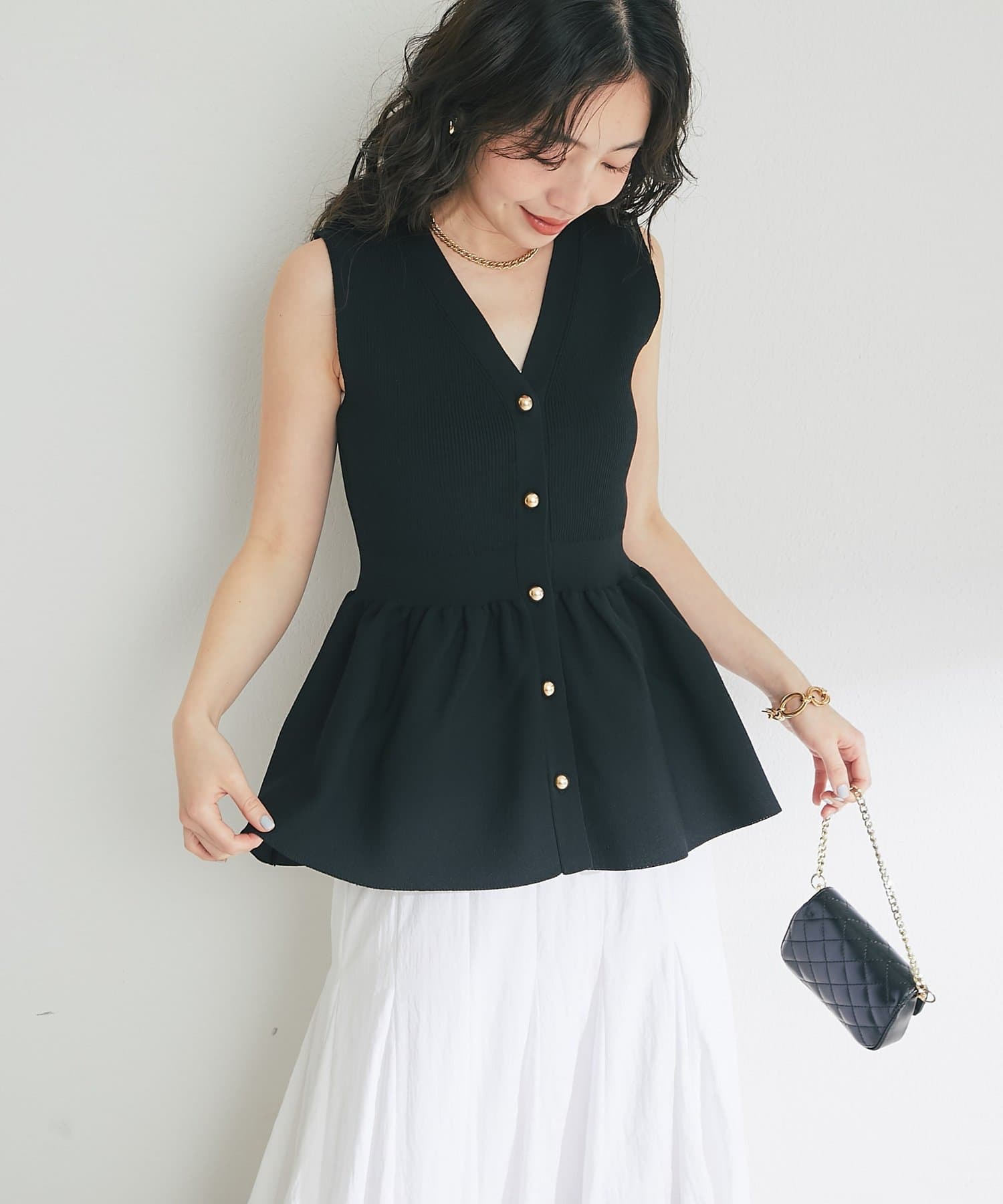 La boutique BonBon(ラブティックボンボン) ペプラムノースリニット