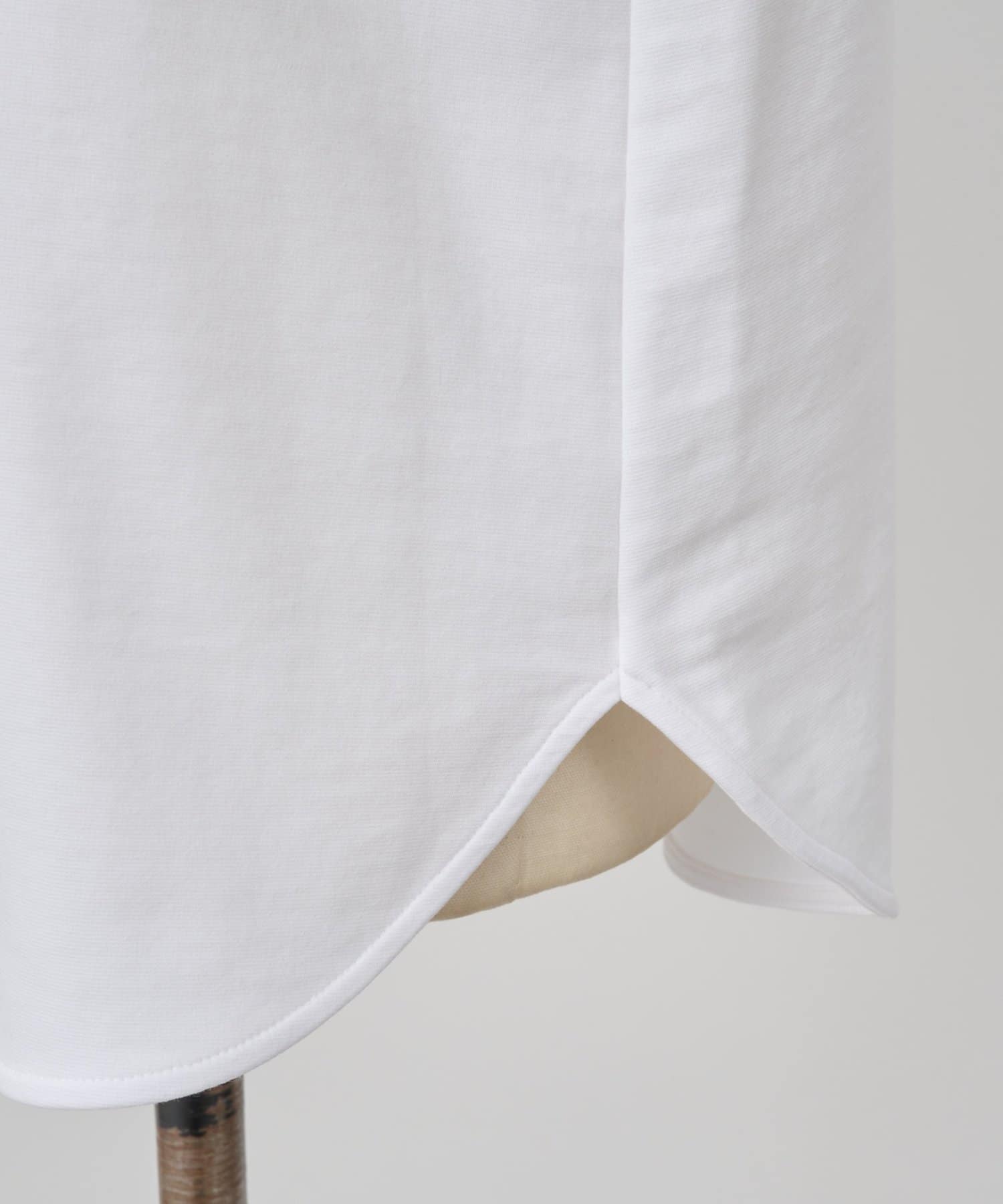 BEARDSLEY(ビアズリー) フリル刺繍ドッキングプルオーバー