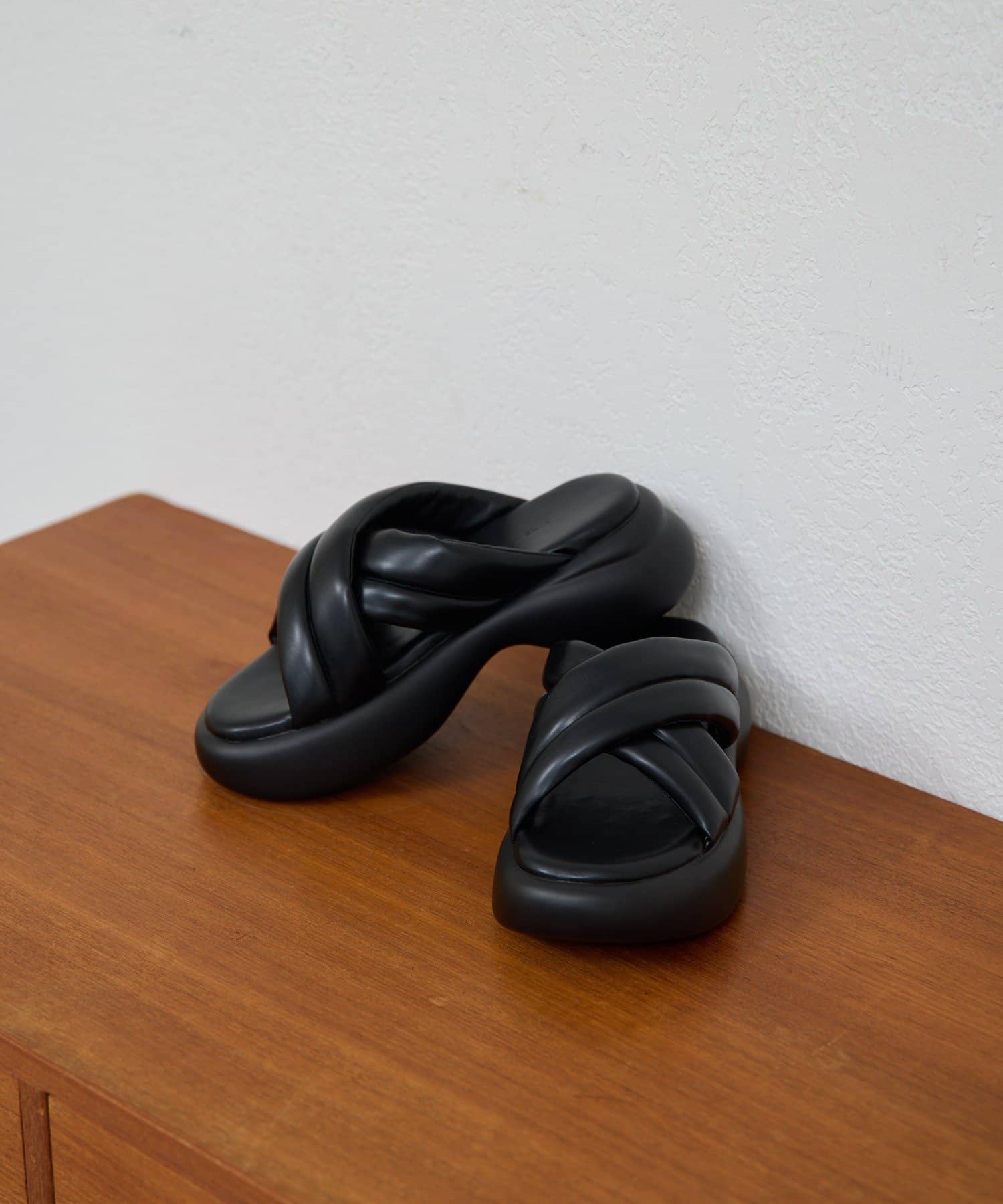 GALLARDAGALANTE(ガリャルダガランテ) 【近日予約開始】【2.718】パフサンダル