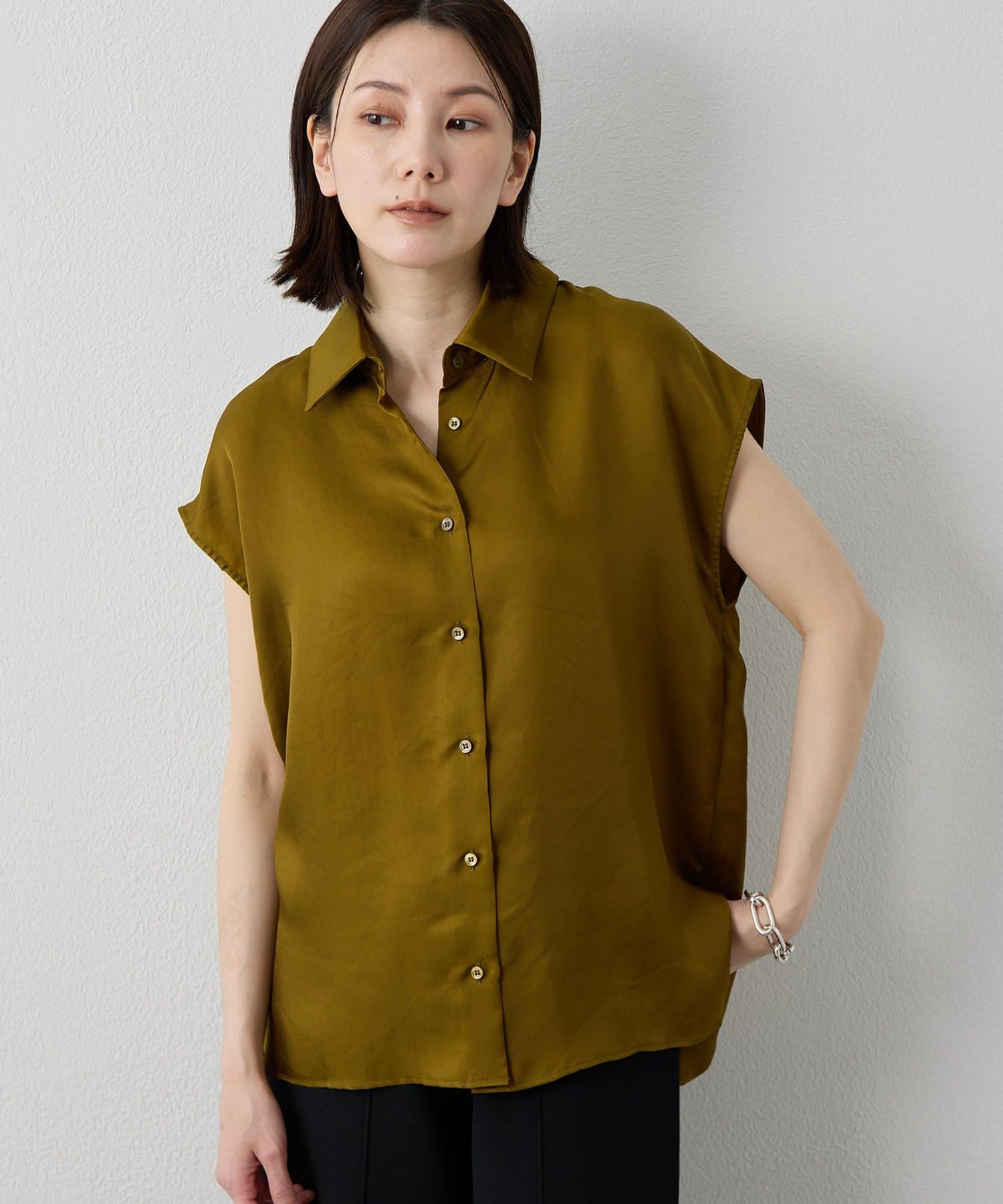 Whim Gazette(ウィム ガゼット) 【Drawing Numbers】キュプラノースリーブスリットブラウス