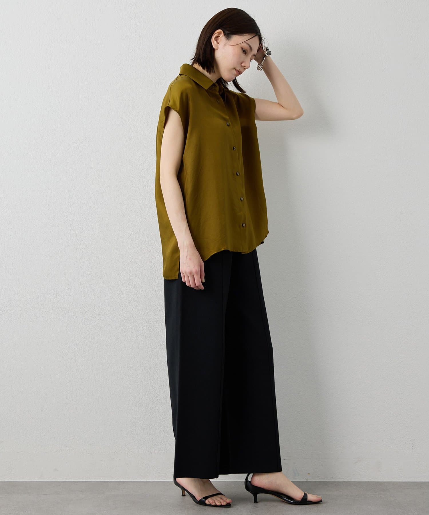 Whim Gazette(ウィム ガゼット) 【Drawing Numbers】キュプラノースリーブスリットブラウス