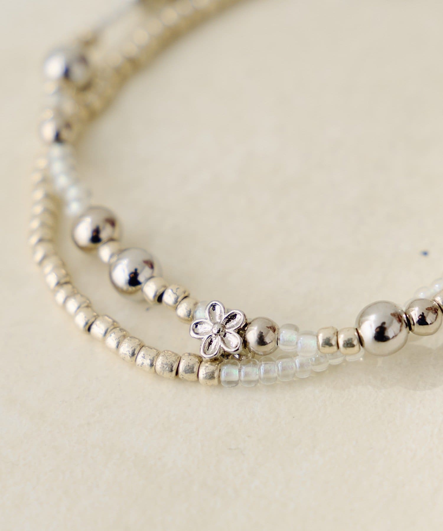 Kastane(カスタネ) 【fiw.】フラワービーズブレス