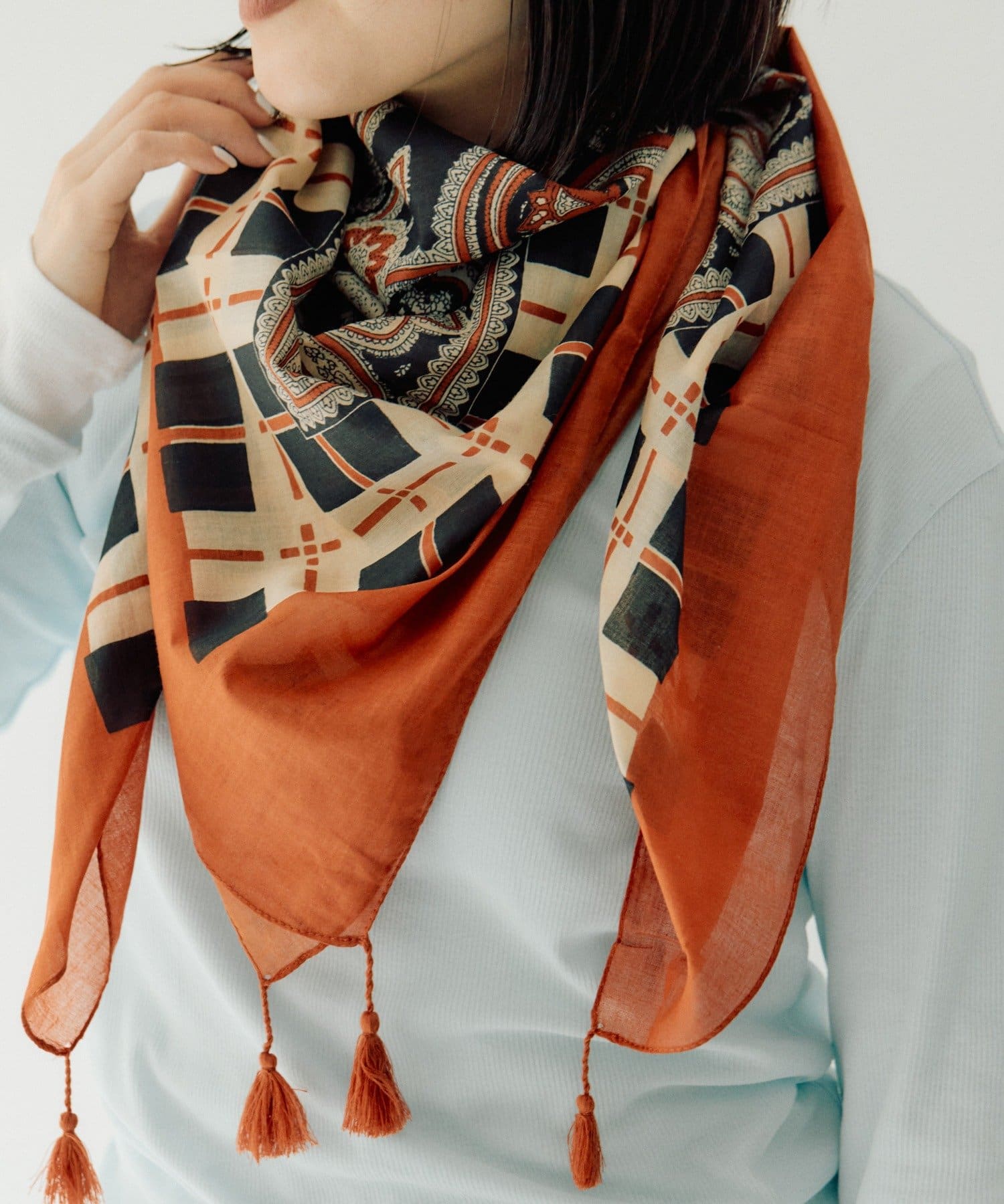 ear PAPILLONNER(イア パピヨネ) チェック×ペイズリー柄ストール