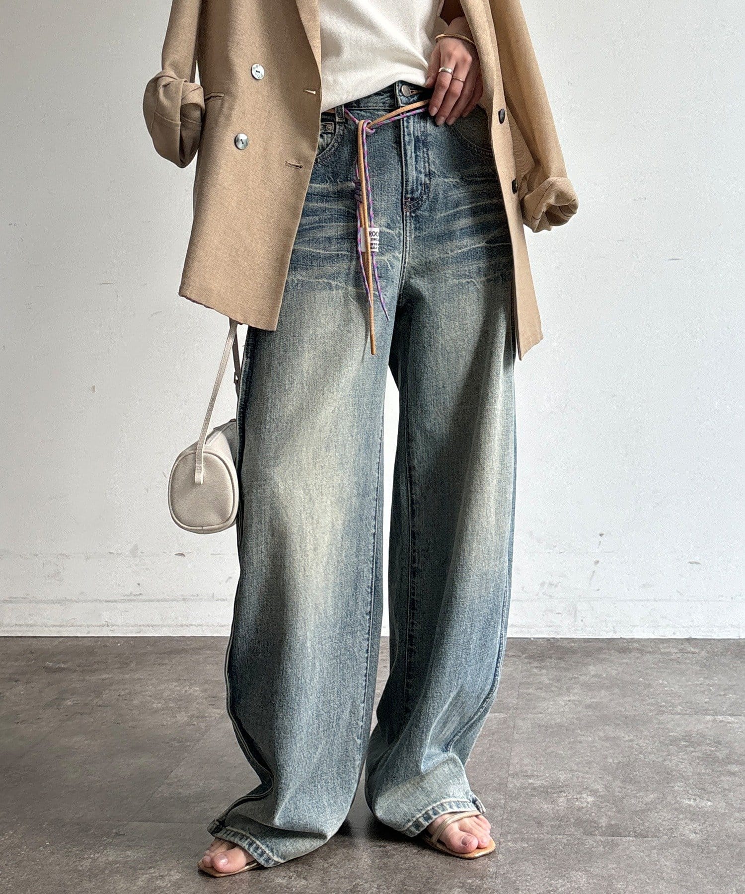 DOUDOU(ドゥドゥ) 【WEB限定】コード付ピンタックデニムパンツ