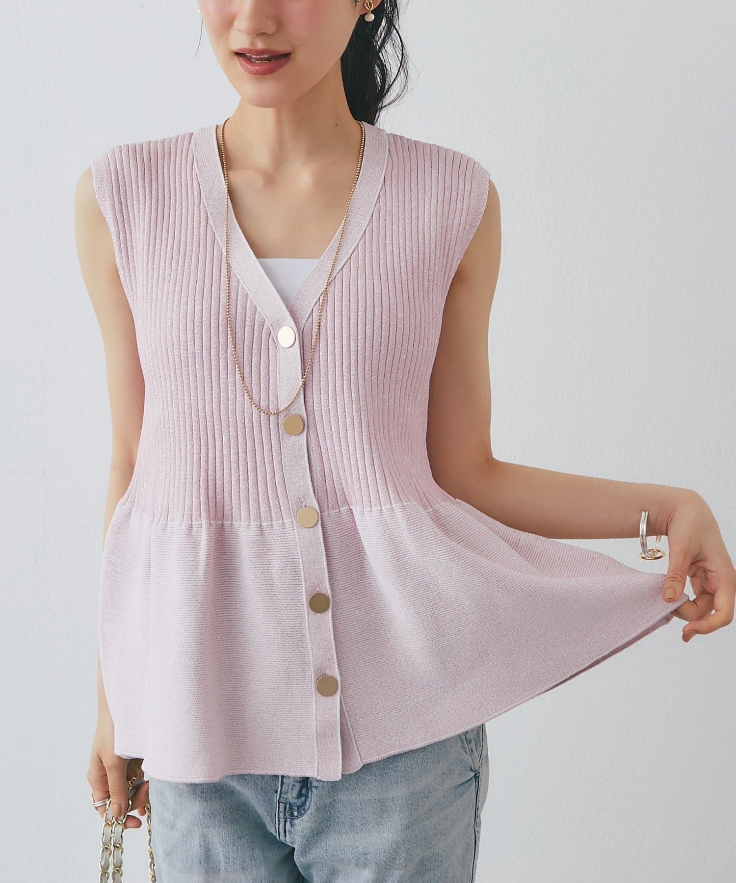 La boutique BonBon(ラブティックボンボン) ペプラムラメノースリニット