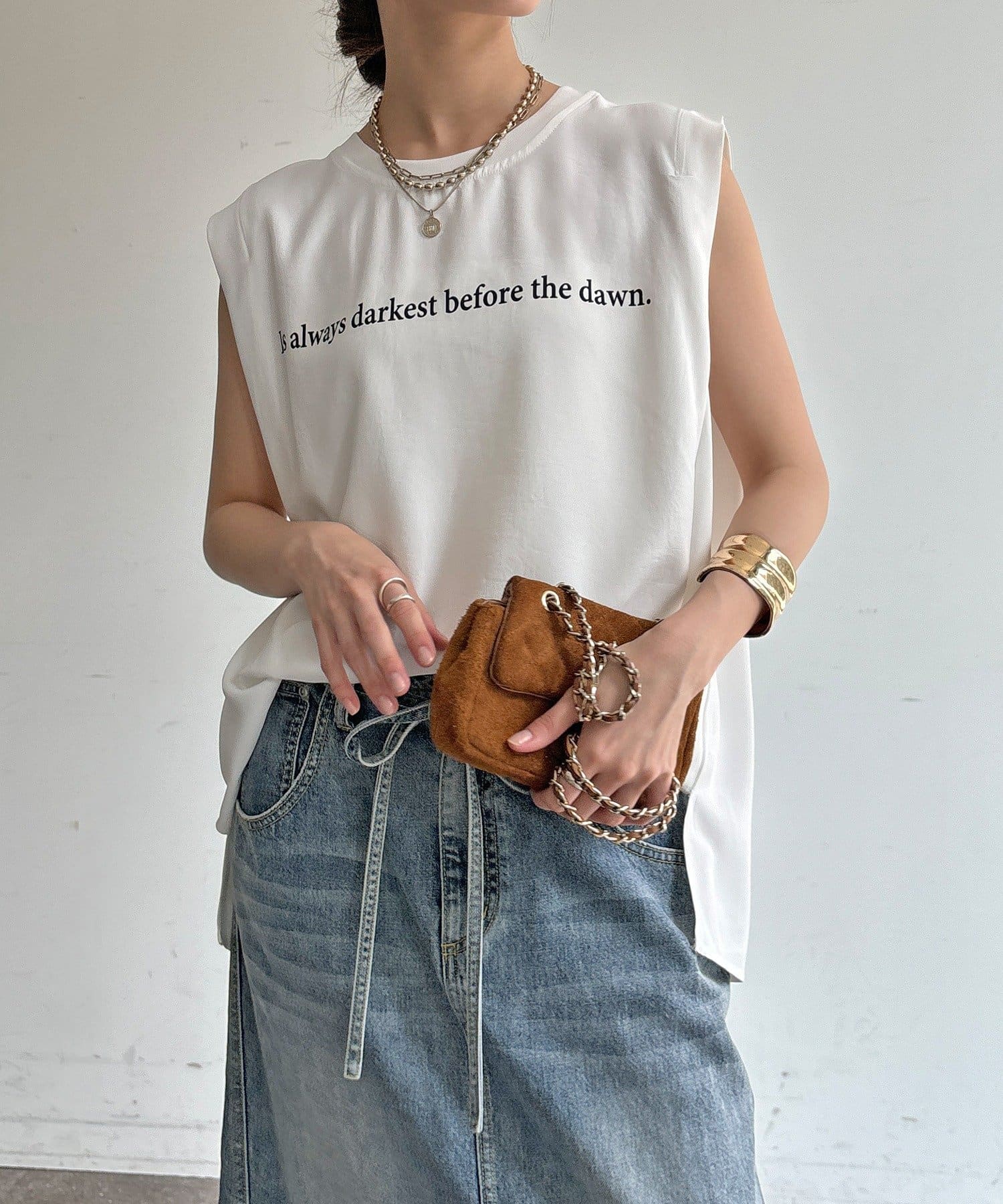 DOUDOU(ドゥドゥ) 【WEB限定】ロゴプリントノースリーブトップス