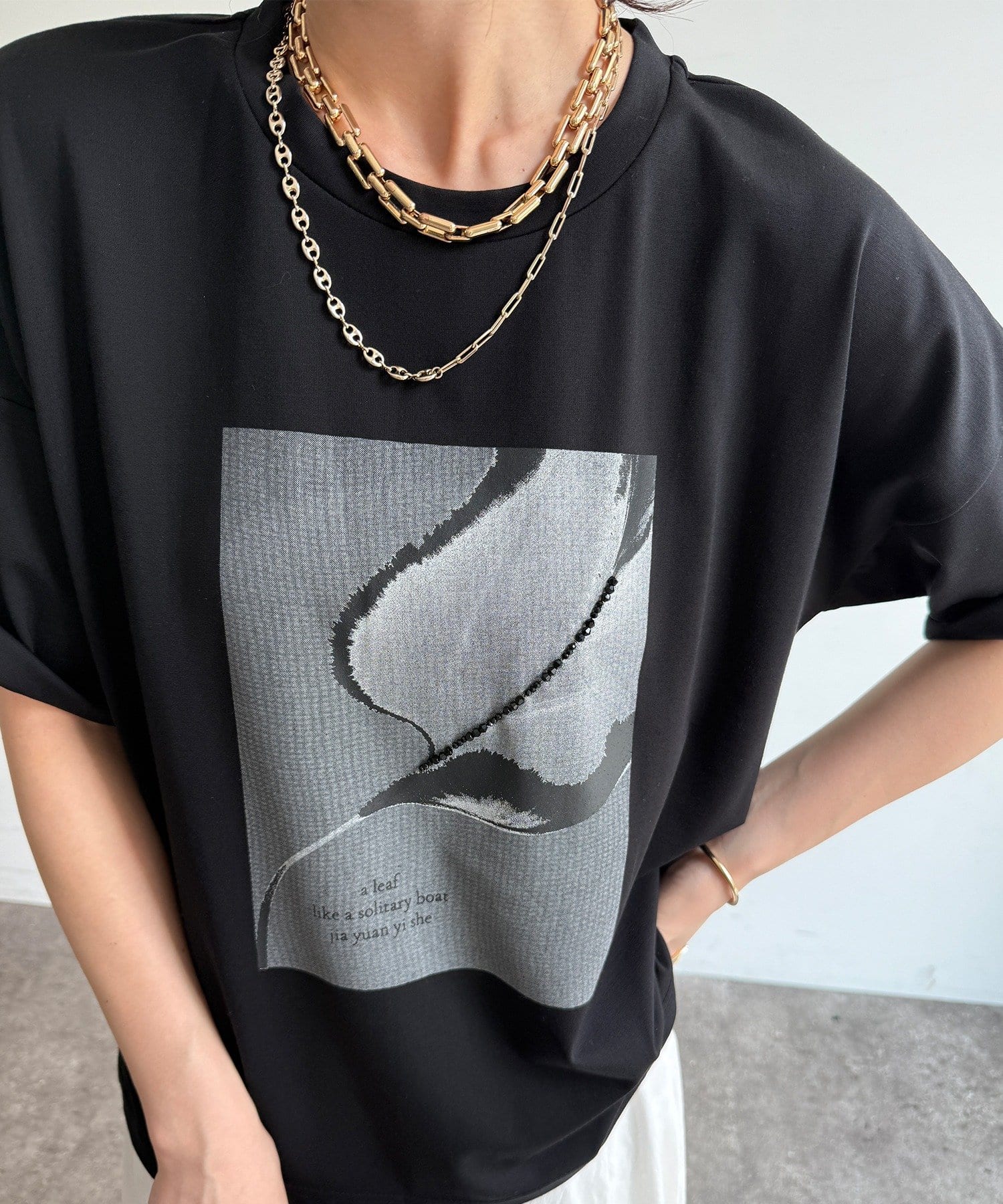 DOUDOU(ドゥドゥ) 【WEB限定】ストーンプリントトップス