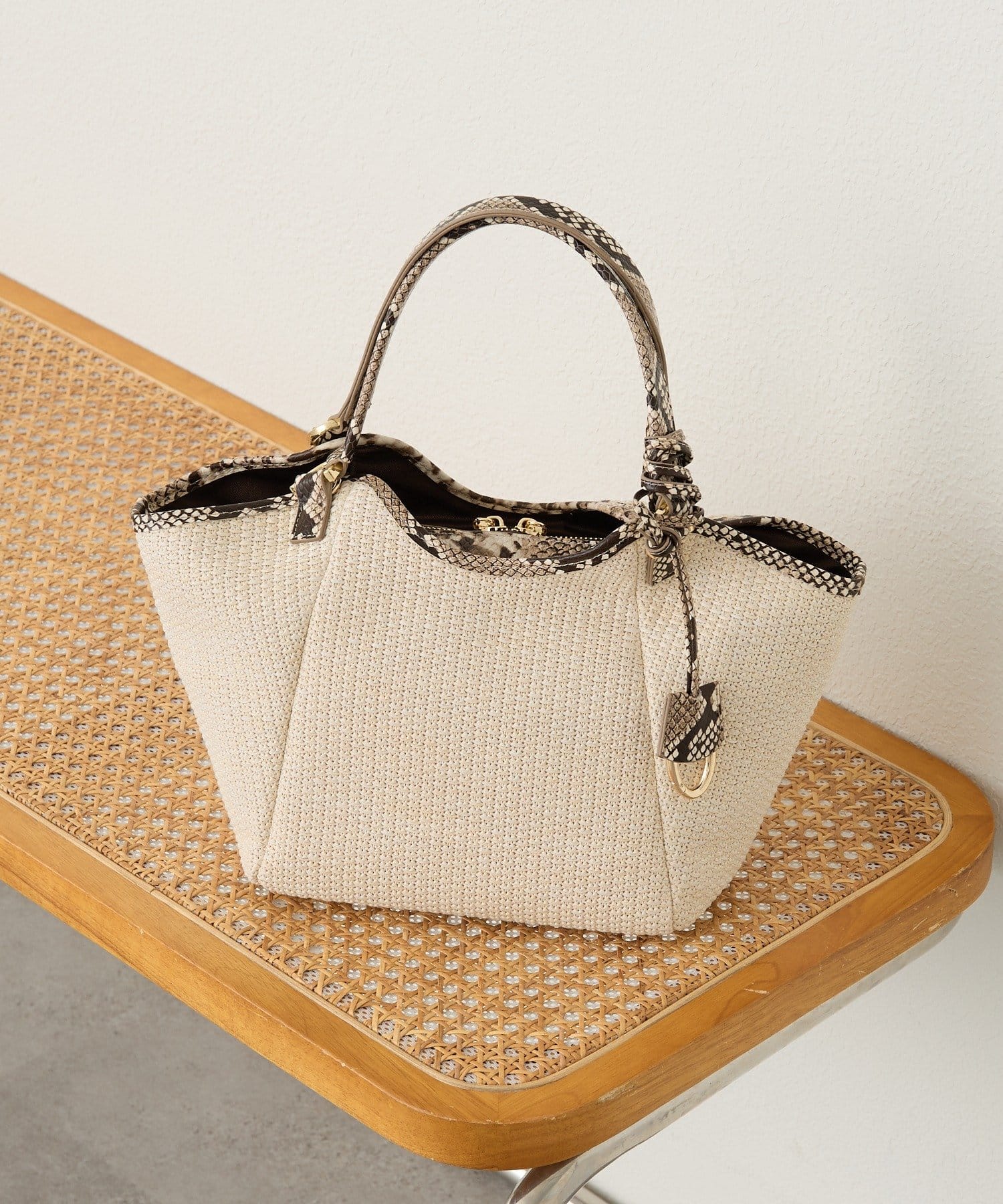 RIVE DROITE(リヴドロワ) 予約【実用性抜群】レザーパイピングラージトート