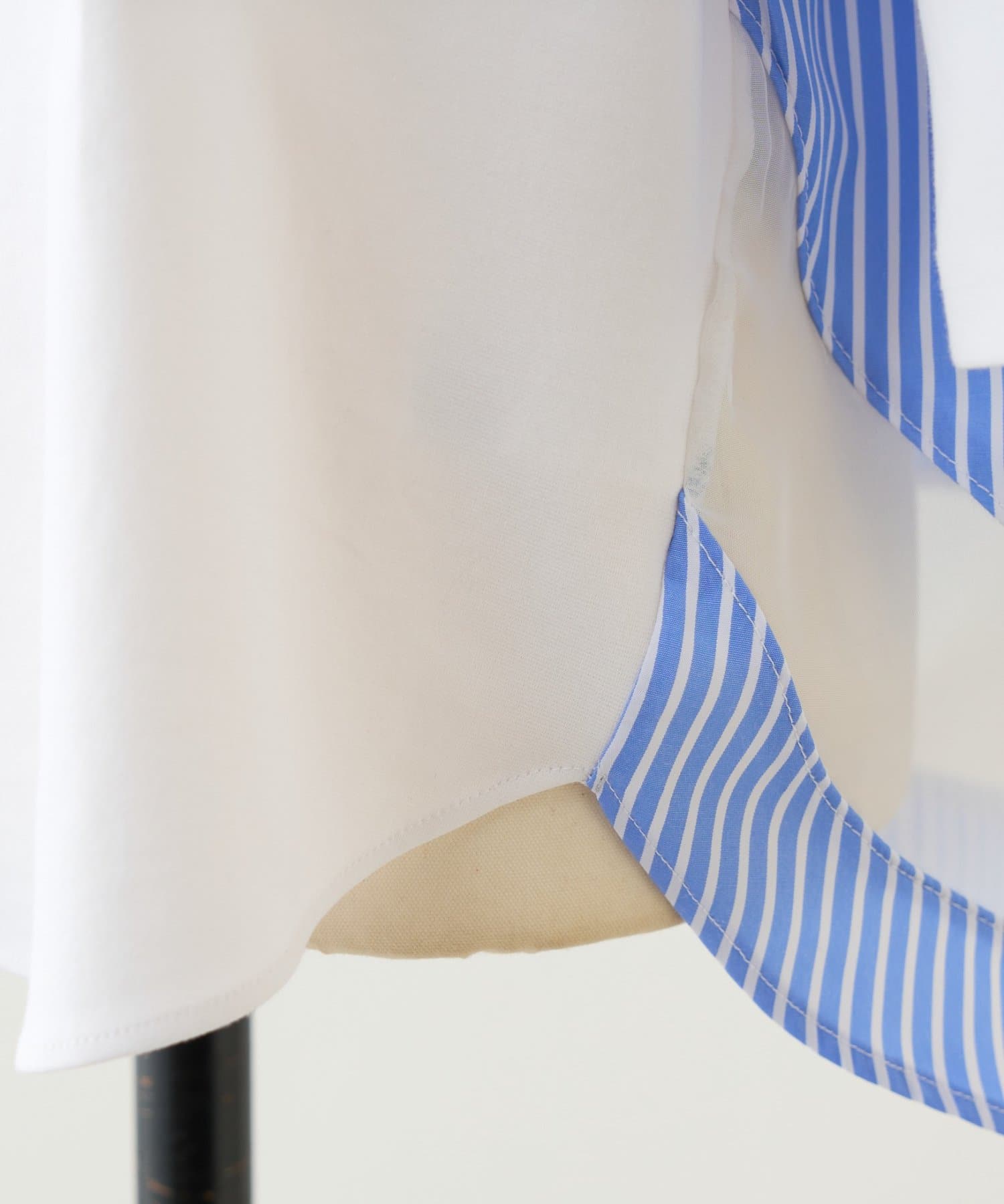 BEARDSLEY(ビアズリー) 《4/8(水)12:00予約開始》ラウンドキリカエストライププルオーバー