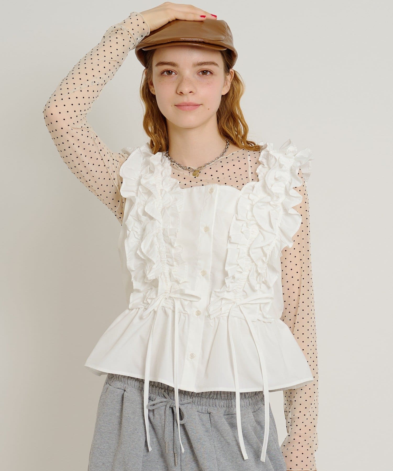 w closet(ダブルクローゼット) フリフリノースリブラウス