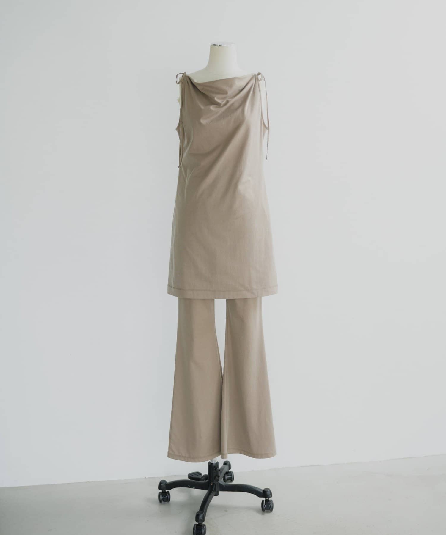 Pasterip(パセリ) Cupro jersey camisole top