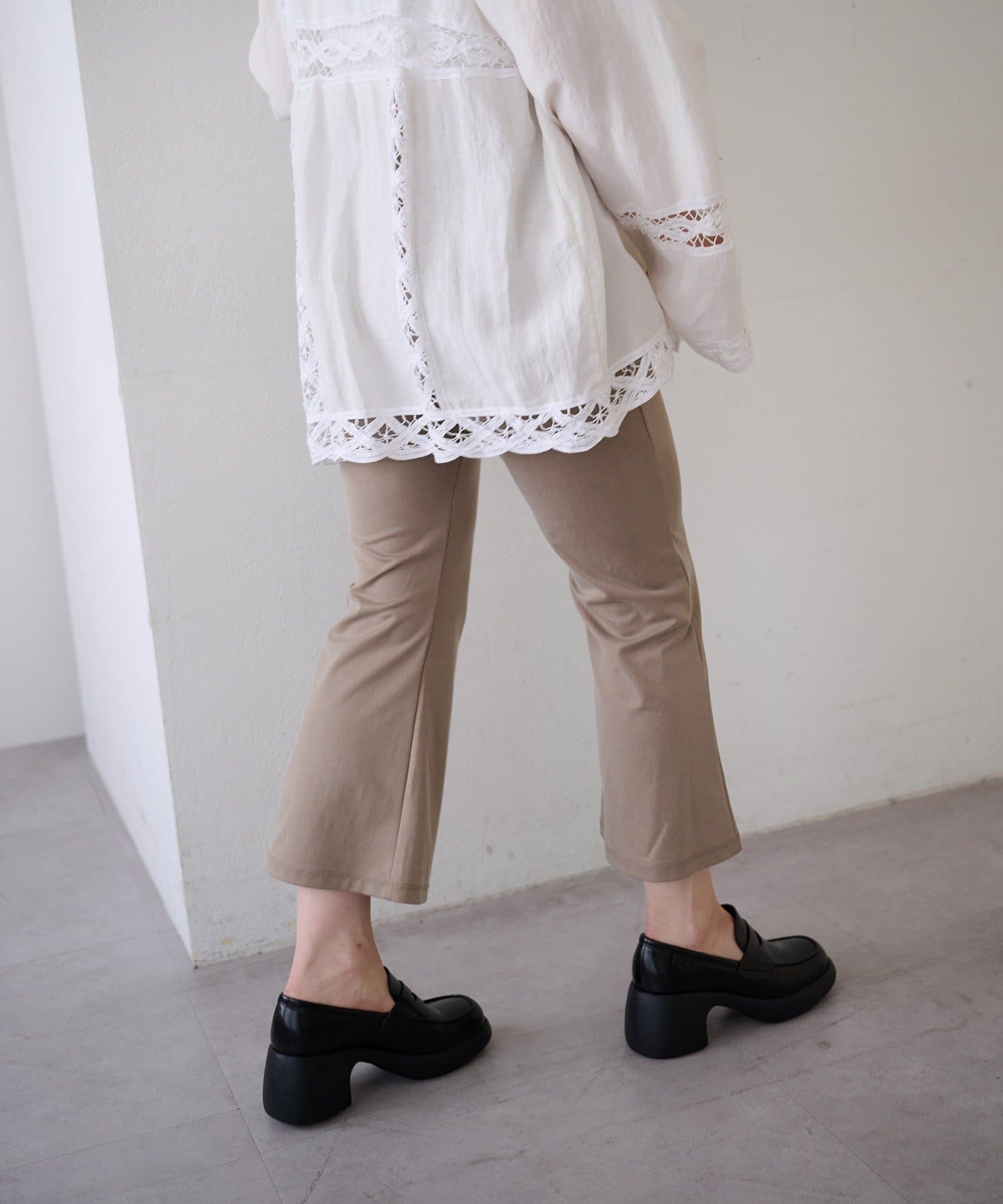 Pasterip(パセリ) Cupro jersey cropped pants