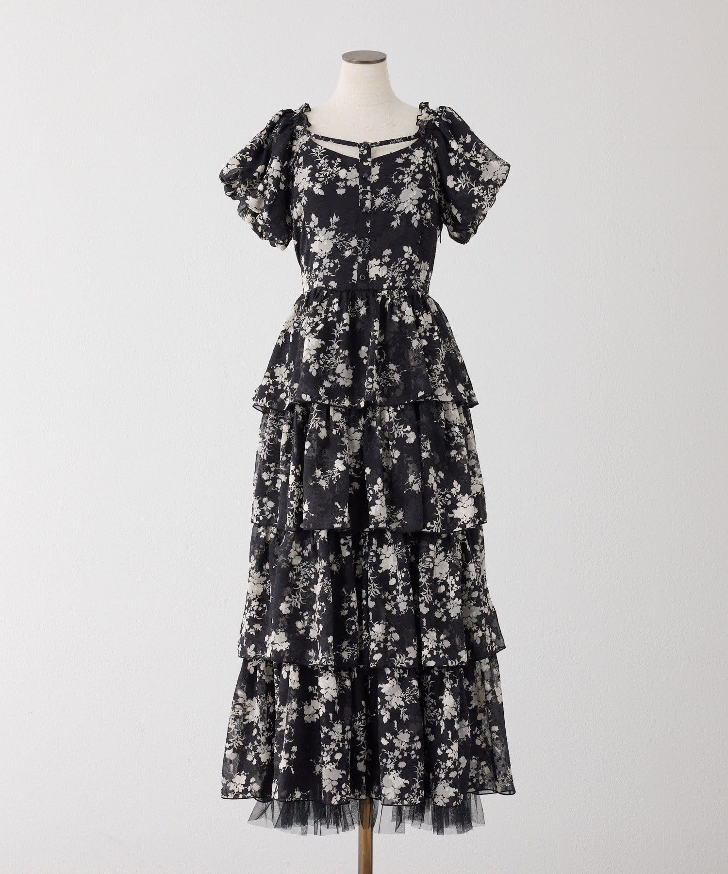 one after another NICE CLAUP(ワンアフターアナザー ナイスクラップ) 【Black Ribbon Collection】バックリボンティアードワンピ