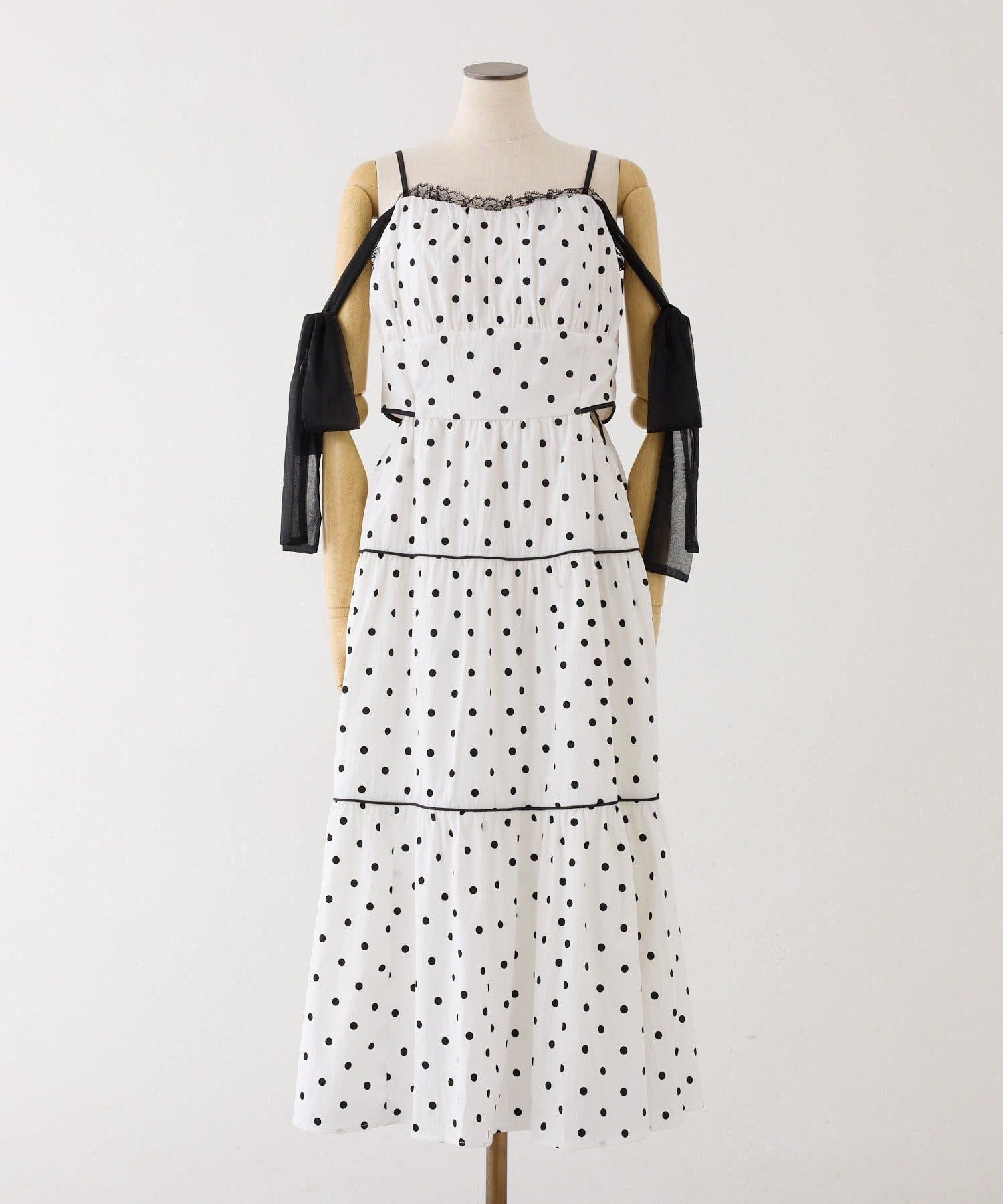 one after another NICE CLAUP(ワンアフターアナザー ナイスクラップ) 【SMサイズ展開あり】サイドカットロングワンピース