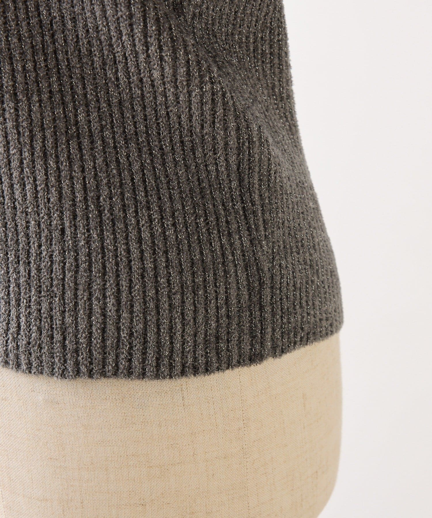 NICE CLAUP / OLIVE des OLIVE OUTLET(ナイスクラップ  / オリーブ デ オリーブ アウトレット) 【one after another】オフショルニット