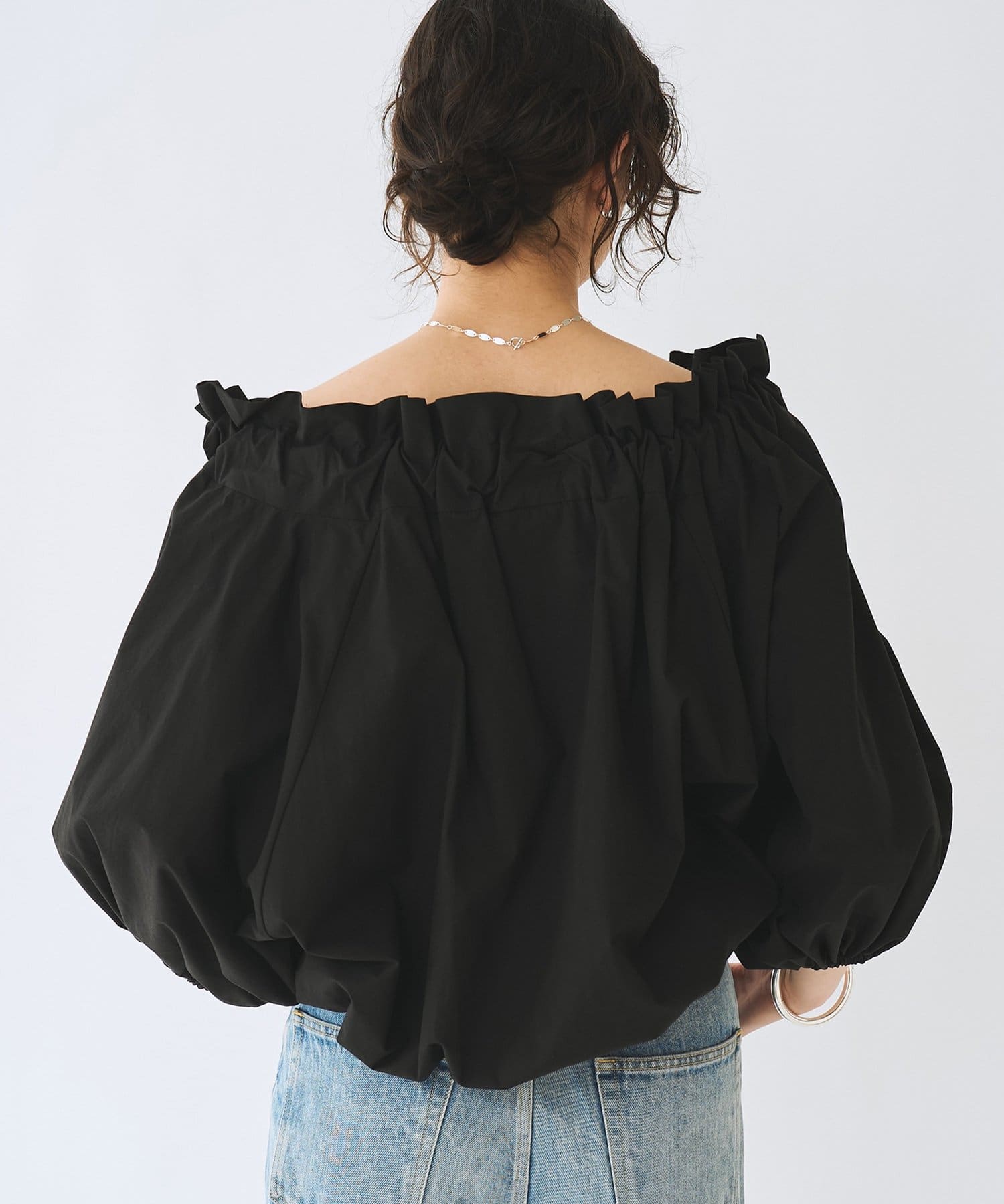 Whim Gazette(ウィム ガゼット) コットンタイプライターギャザーブラウス