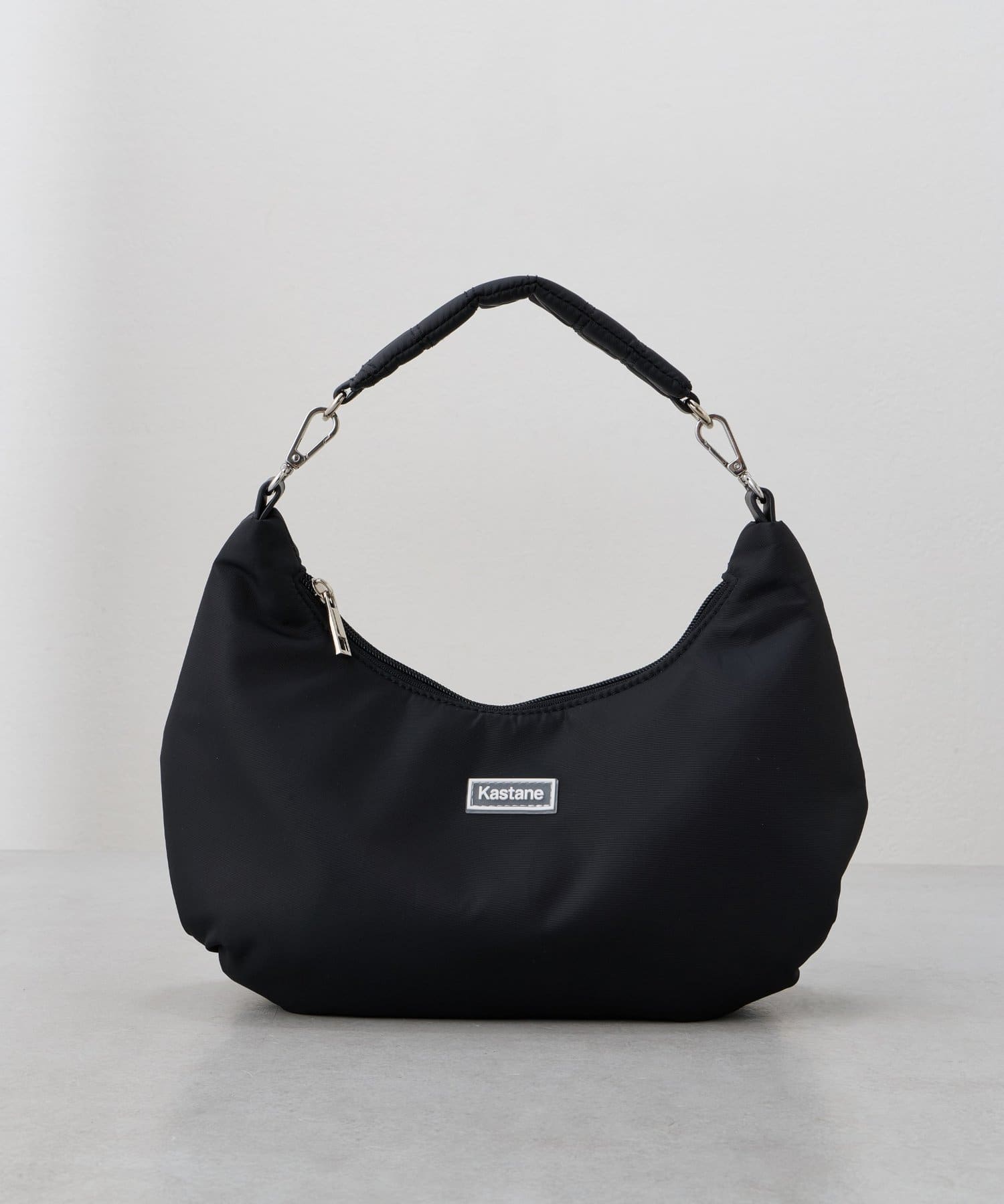 Kastane(カスタネ) 【4色展開/500mlペットボトル収納可】ラウンドナイロンバッグ