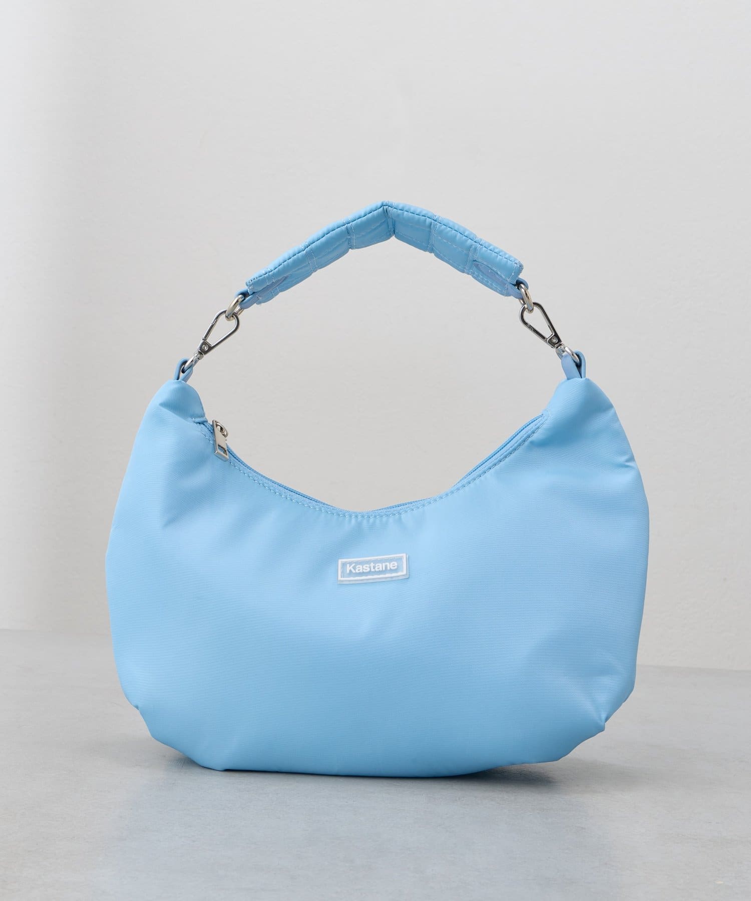 Kastane(カスタネ) 【4色展開/500mlペットボトル収納可】ラウンドナイロンバッグ