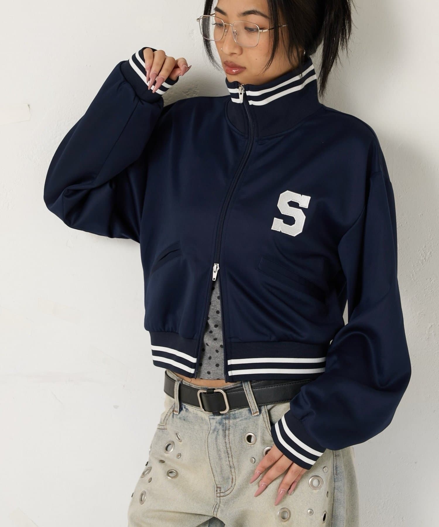 OUTLET(アウトレット) 【WHO'S WHO gallery】Sロゴコンパクトトラックジャケット