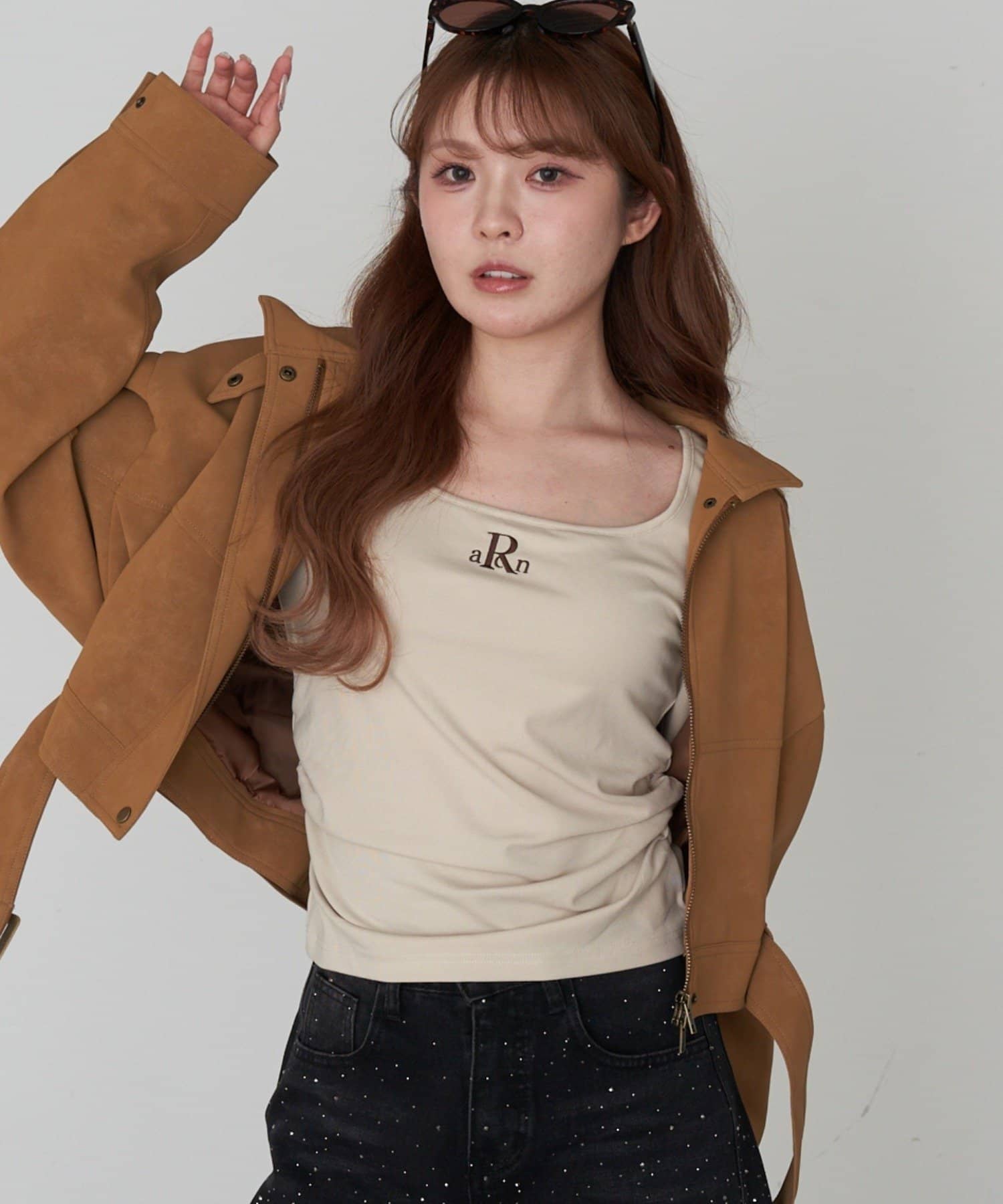 OUTLET(アウトレット) 【RAY CASSIN】ロゴ刺繍カップ付UネックロンT