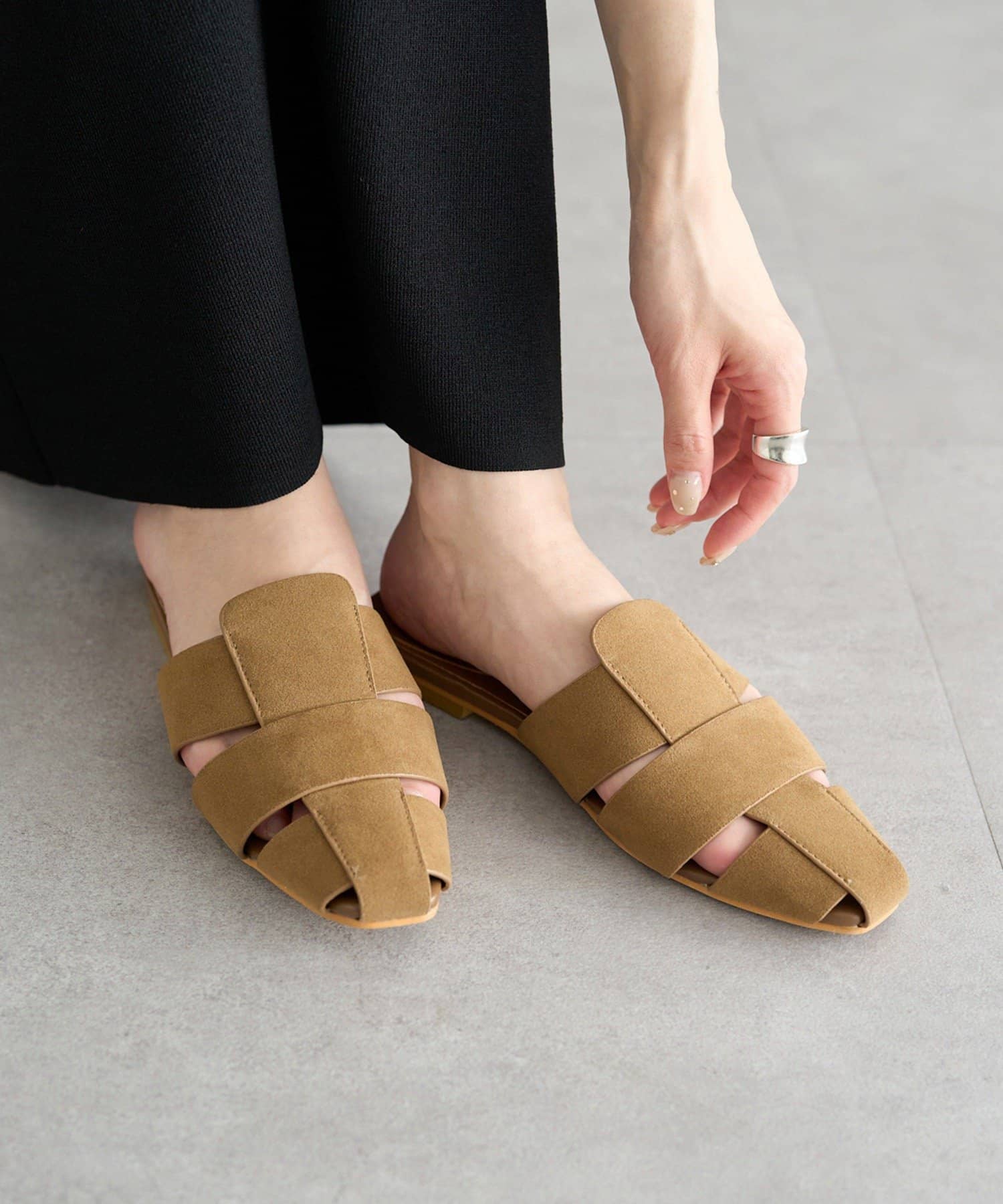 PUAL CE CIN(ピュアルセシン) 【リバイバル】グルカミュールサンダル