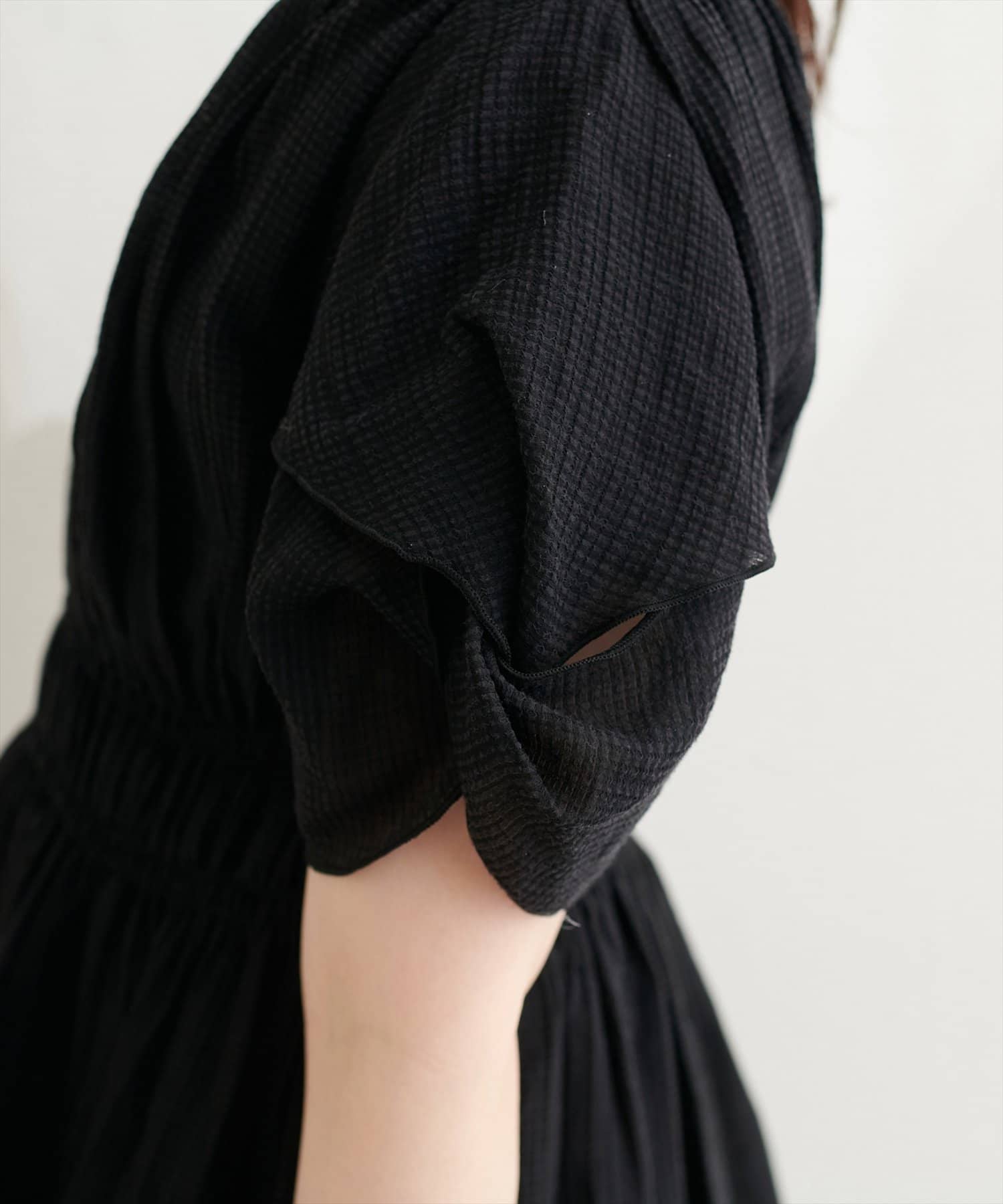 natural couture(ナチュラルクチュール) 〈osono〉ねじり袖ペプラムチュニック