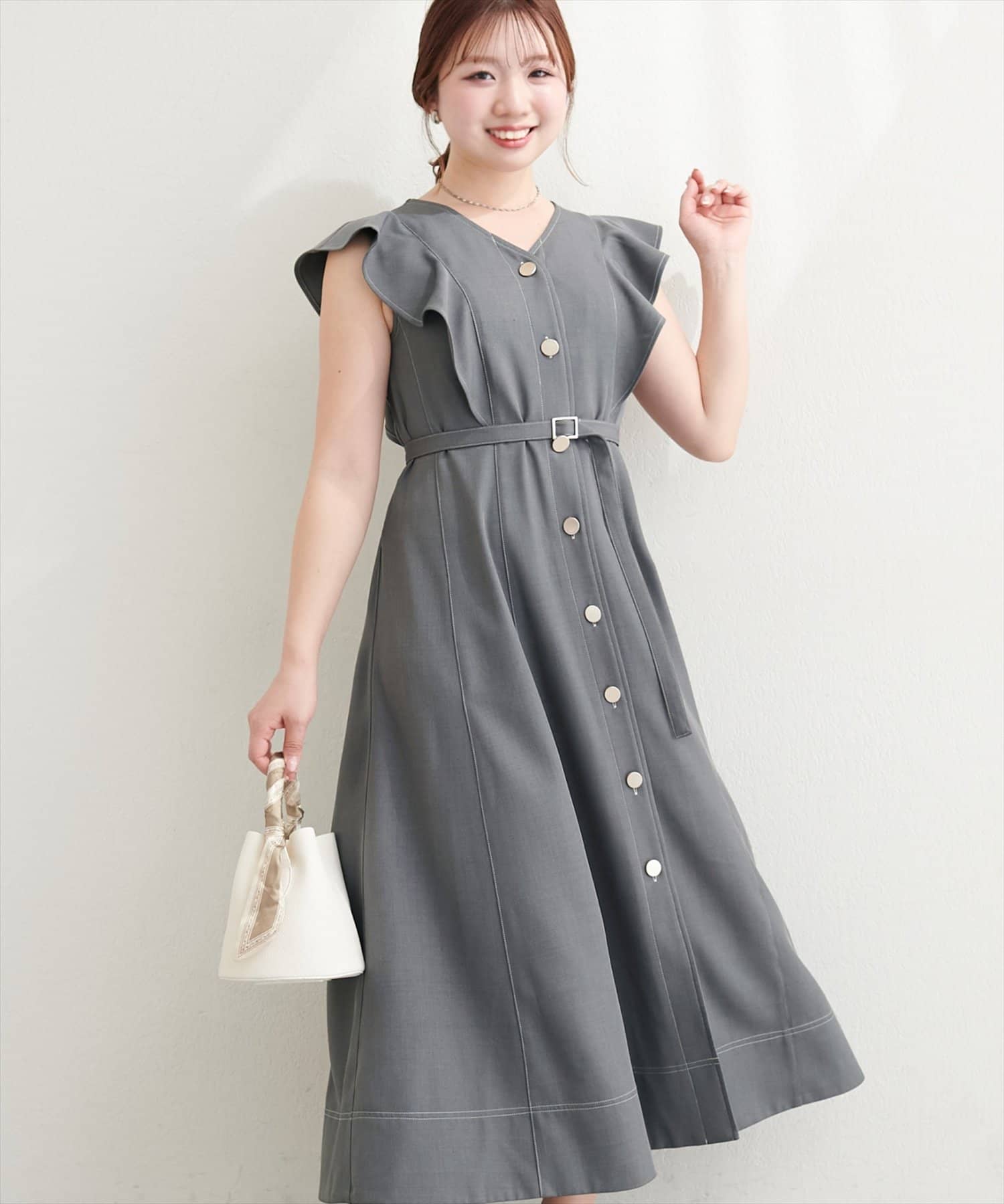 natural couture(ナチュラルクチュール) 〈canami〉配色ステッチラッフル袖ワンピース