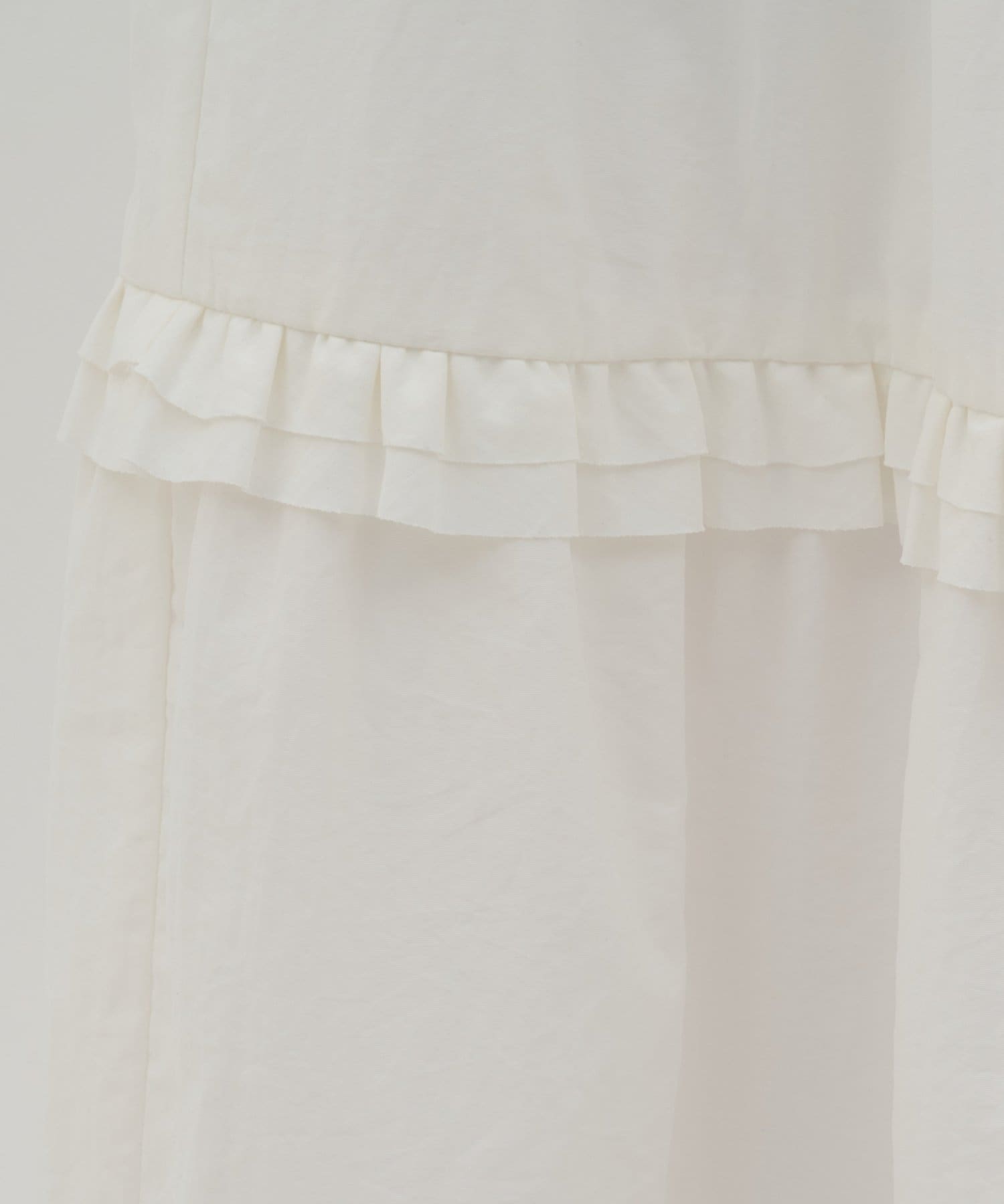 DISCOAT(ディスコート) 【umm./WEB限定】フリルフレアスカート