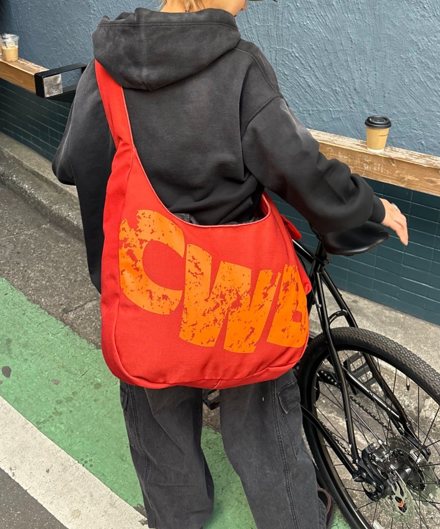 CIAOPANIC TYPY(チャオパニックティピー) 【Ayaka＆Saki企画】【UNISEX】【WEB限定】デカロゴニュースペーパーバッグ