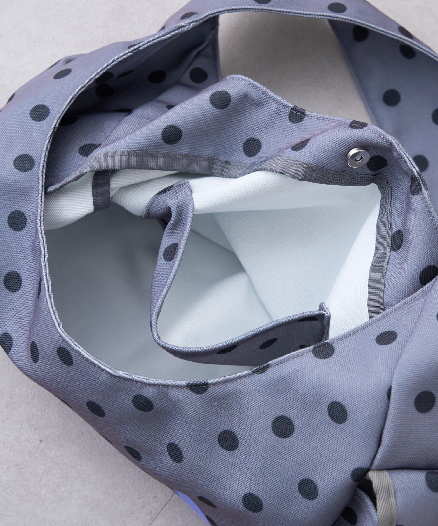 CIAOPANIC TYPY(チャオパニックティピー) 【Ayaka＆Saki企画】【UNISEX】【WEB限定】デカロゴニュースペーパーバッグ