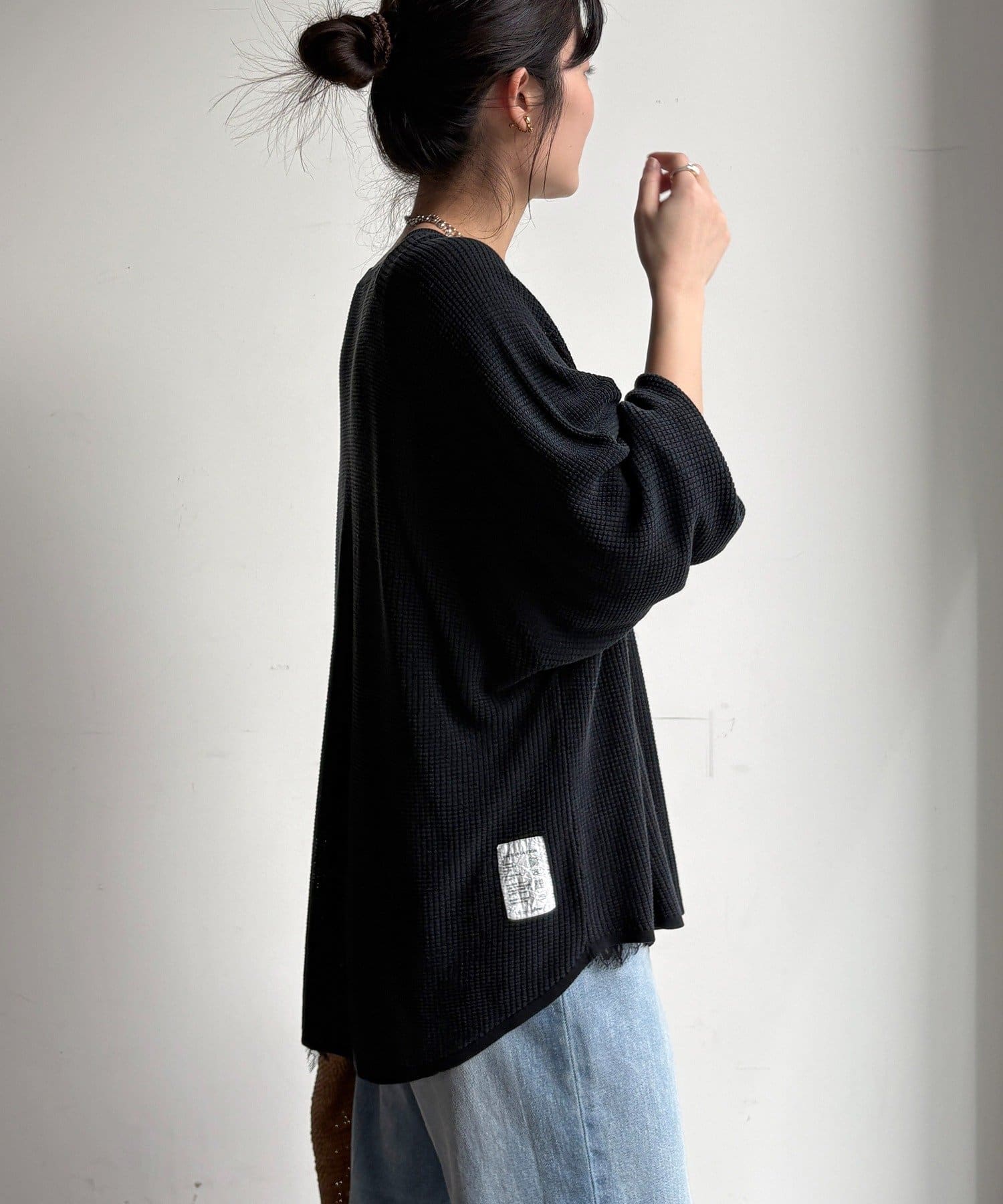 DOUDOU(ドゥドゥ) ワッフル編みロゴプリントニット