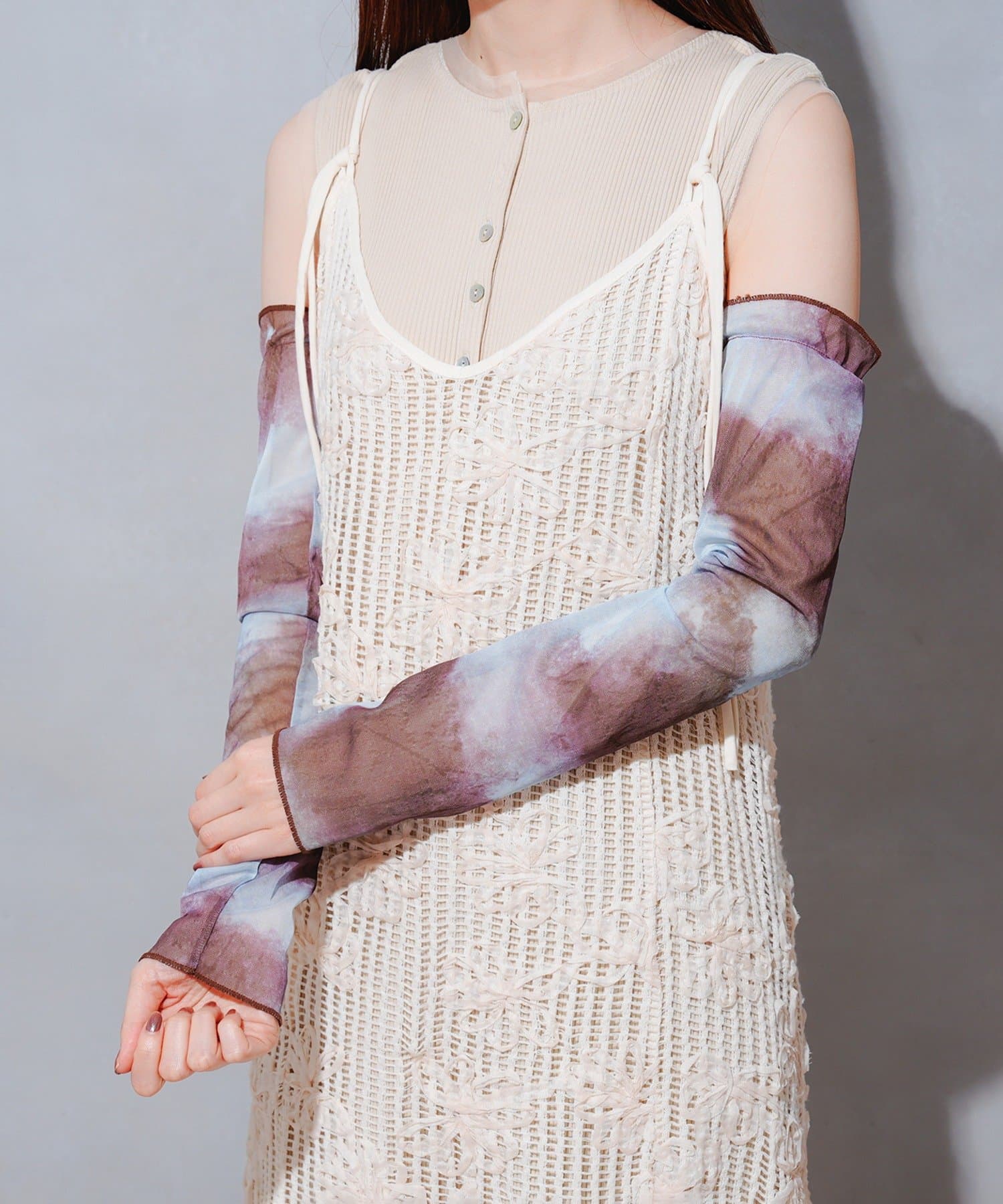 3COINS(スリーコインズ) シアーアームカバー