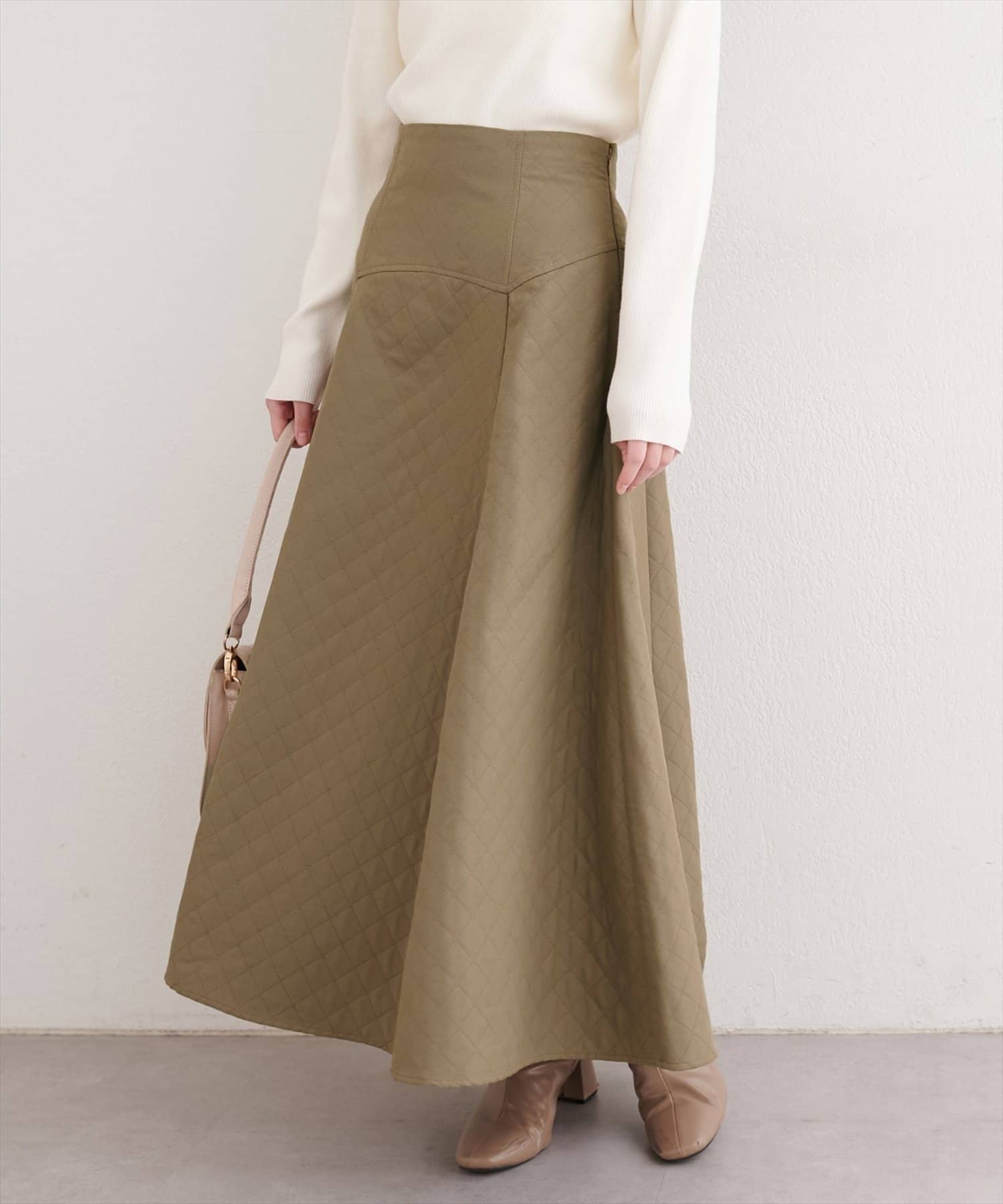 NICE CLAUP / OLIVE des OLIVE OUTLET(ナイスクラップ  / オリーブ デ オリーブ アウトレット) 【natural couture】エンボスジャガードスカート