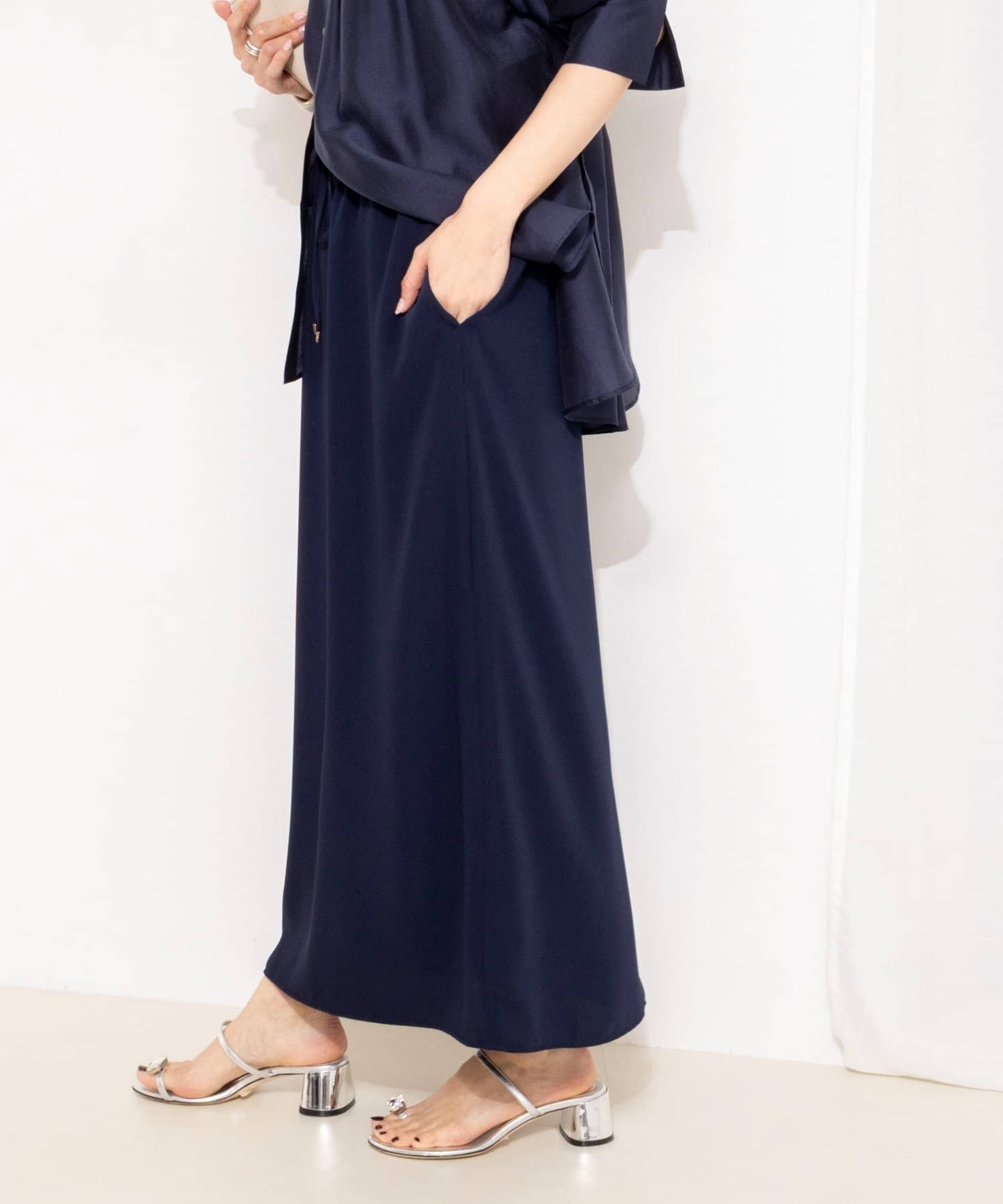 NOLLEY'S(ノーリーズ) ウォッシャブルハイスペックサテンロングスカート