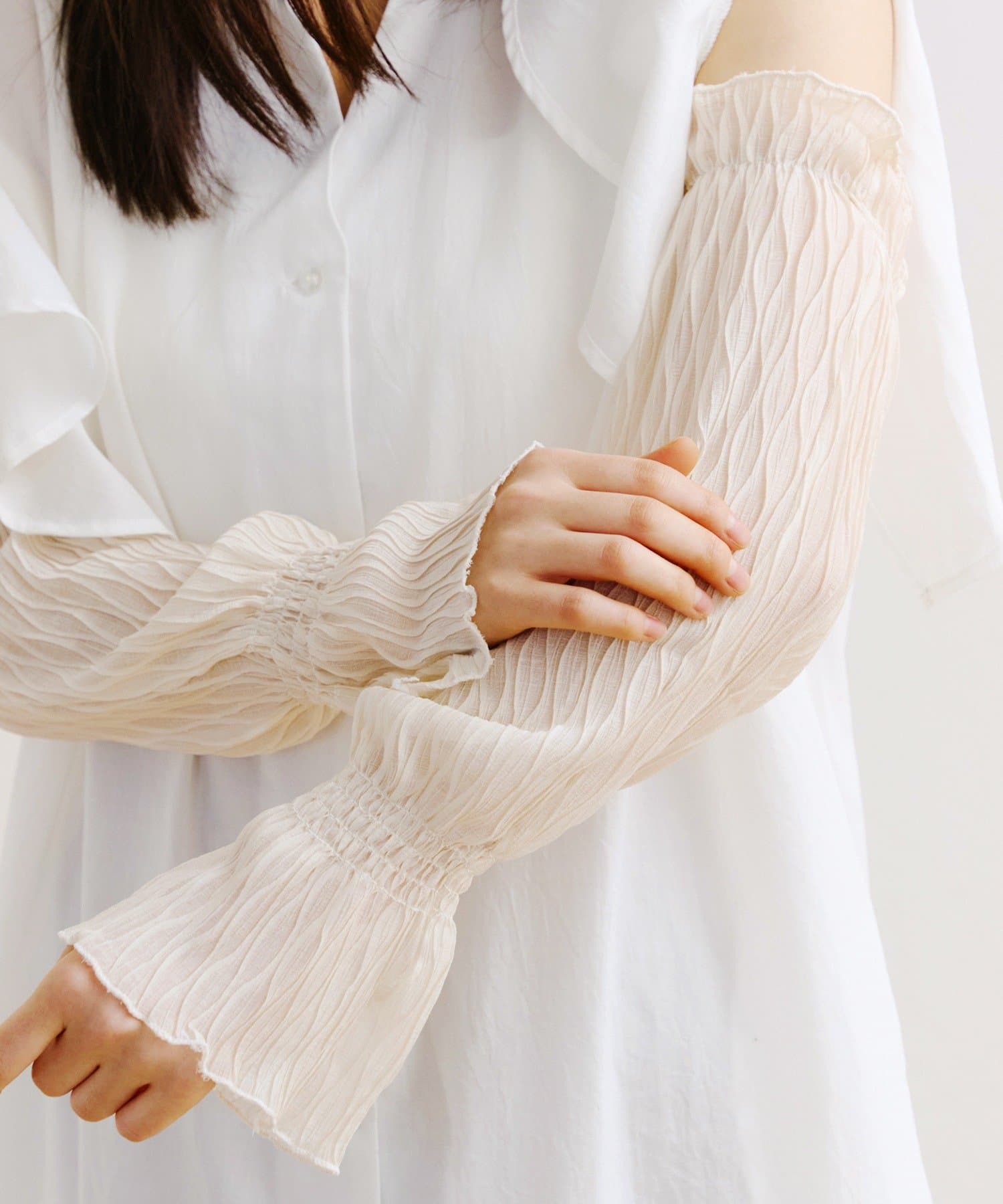 salut!(サリュ) ウェーブプリーツアームカバー