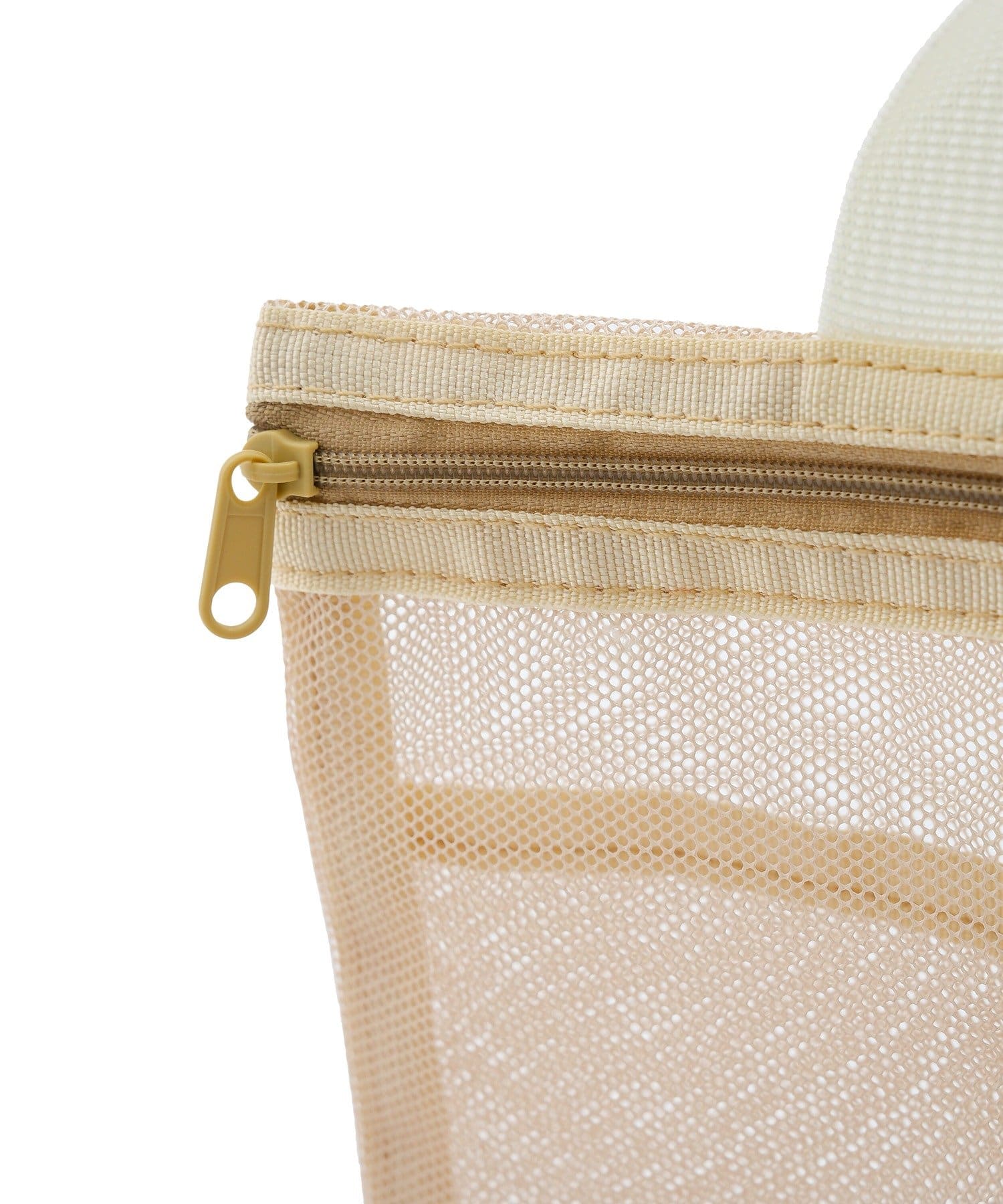 salut!(サリュ) 3ポケット付きメッシュポーチ横