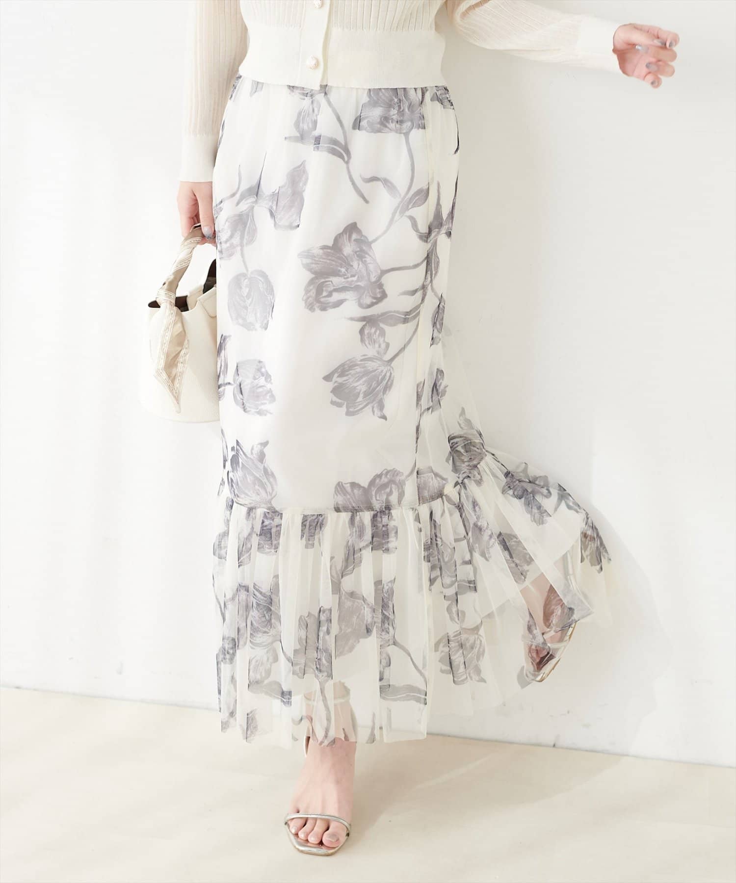 natural couture(ナチュラルクチュール) フラワープリントティアードスカート