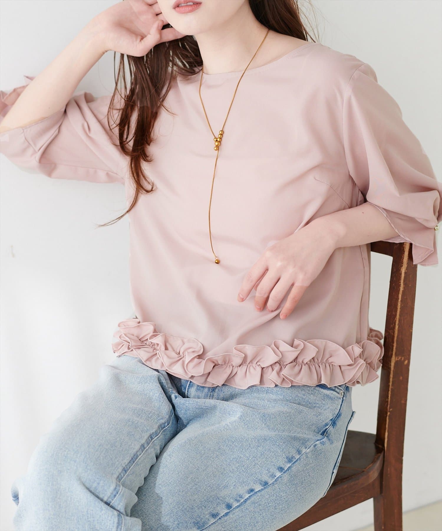 natural couture(ナチュラルクチュール) タックスリーブフリルブラウス