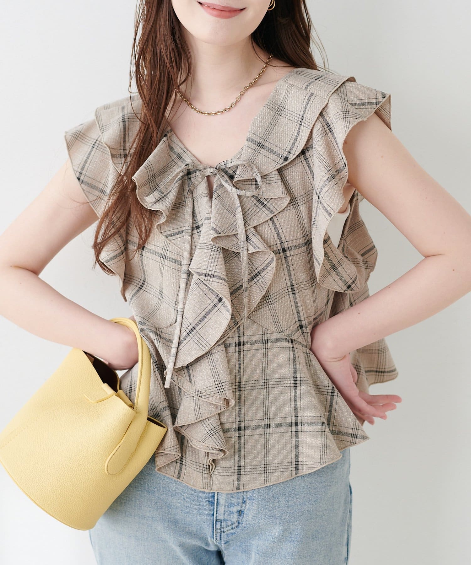 natural couture(ナチュラルクチュール) 前後２WAYチェックラッフルブラウス