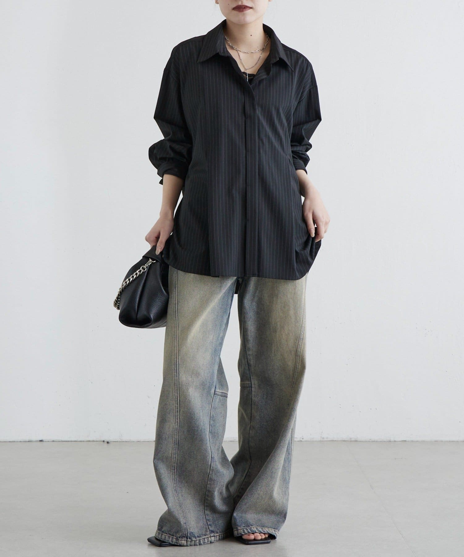 Lui's(ルイス) ベルトデザインストライプシャツ