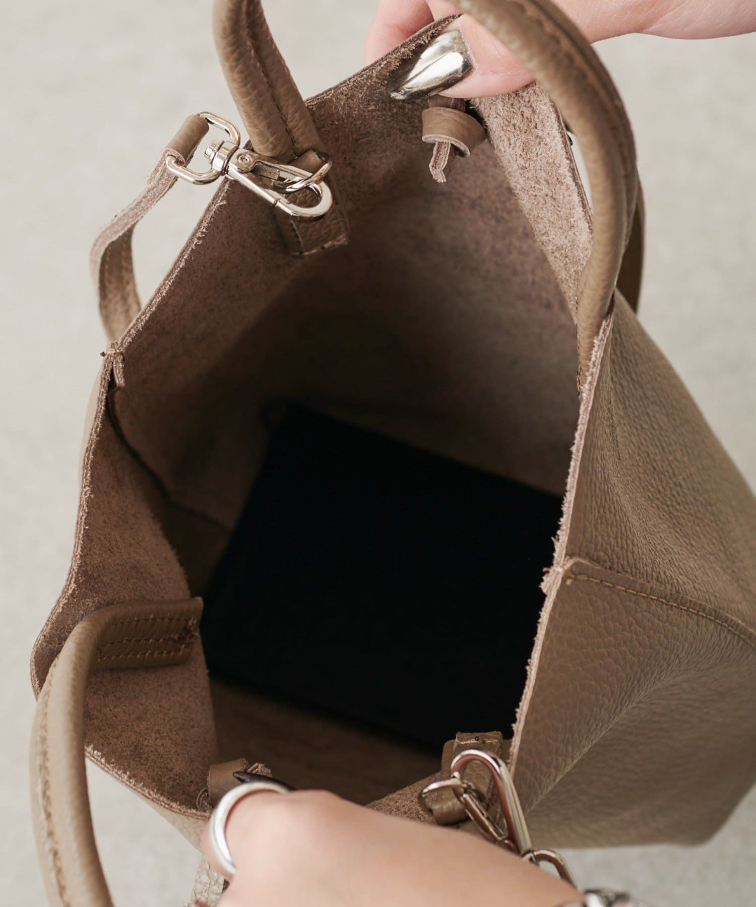 Lui's(ルイス) MILLELA FIRENZE スタッズミニトートバッグ