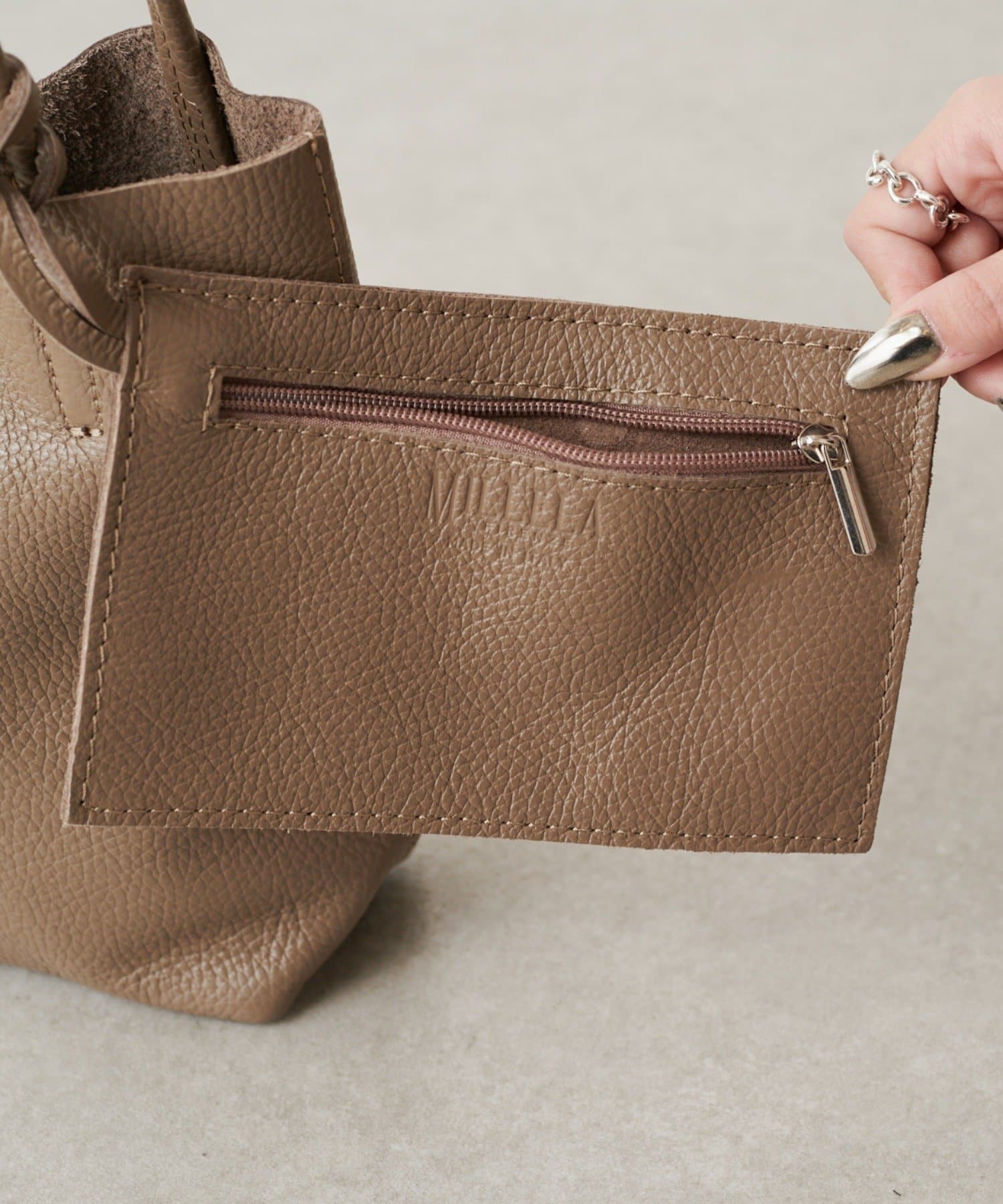 Lui's(ルイス) MILLELA FIRENZE スタッズミニトートバッグ