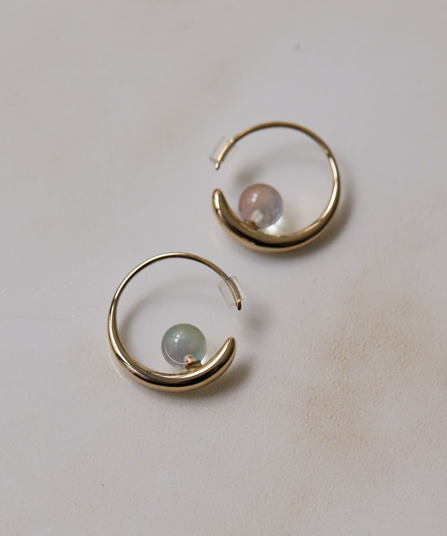 ear PAPILLONNER(イア パピヨネ) グラデクレイドルピアス