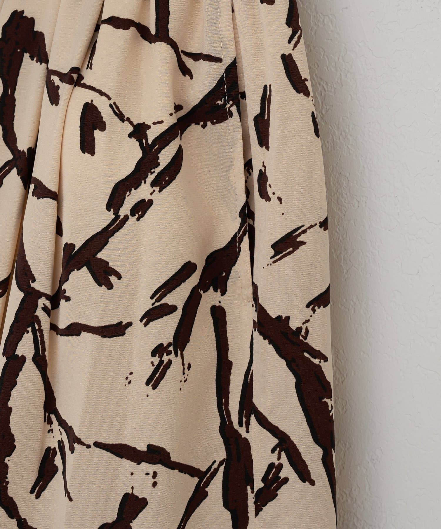 DISCOAT(ディスコート) 【WEB限定】ニュアンス柄リラックスパンツ