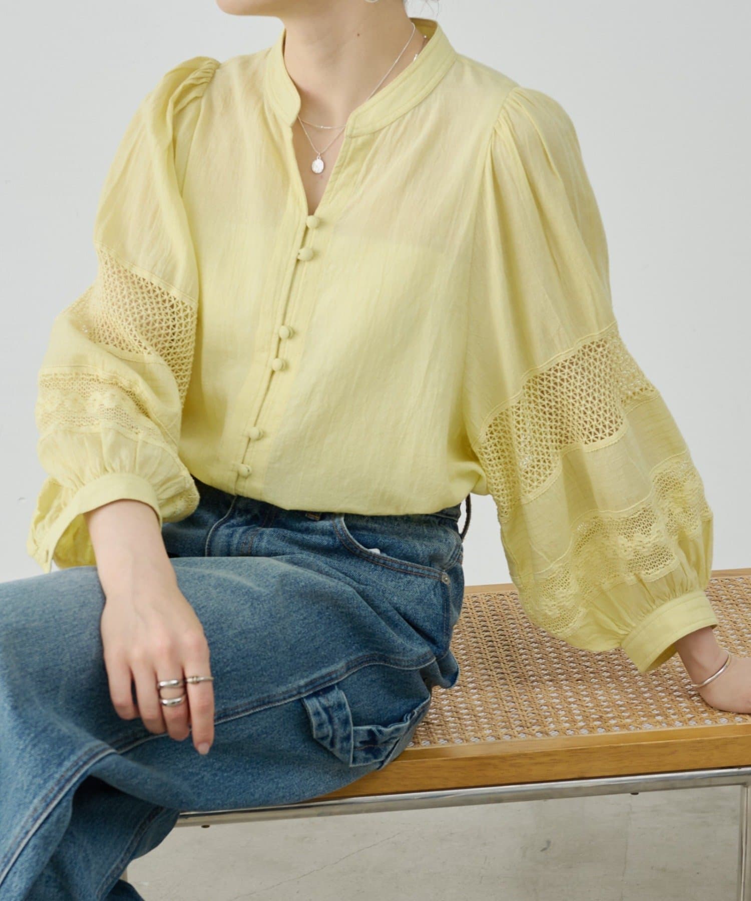 BEARDSLEY(ビアズリー) 《4/2(木)18：00予約開始》Wレース袖ボリュームブラウス