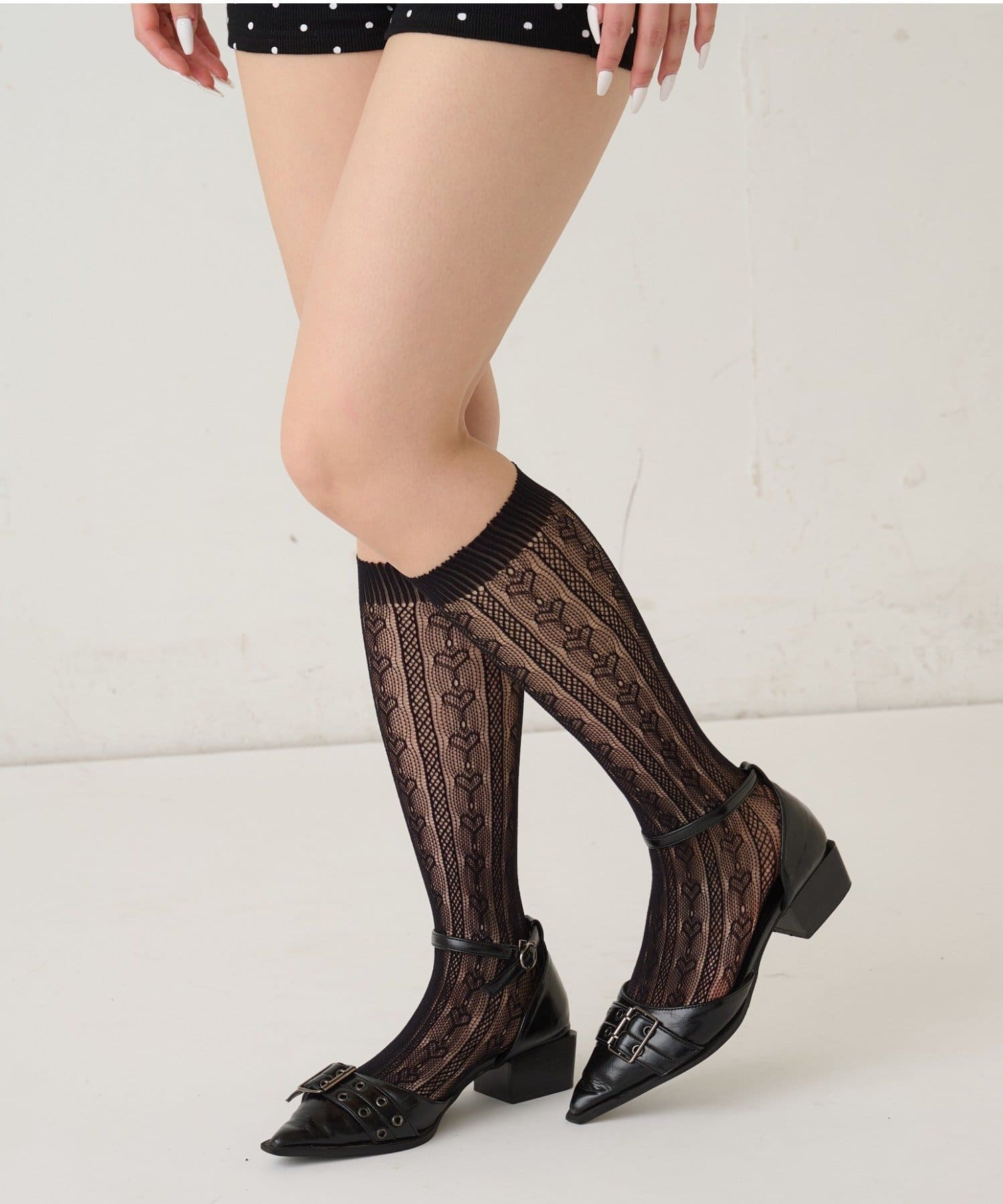 WHO’S WHO gallery(フーズフーギャラリー) レースハイソックス