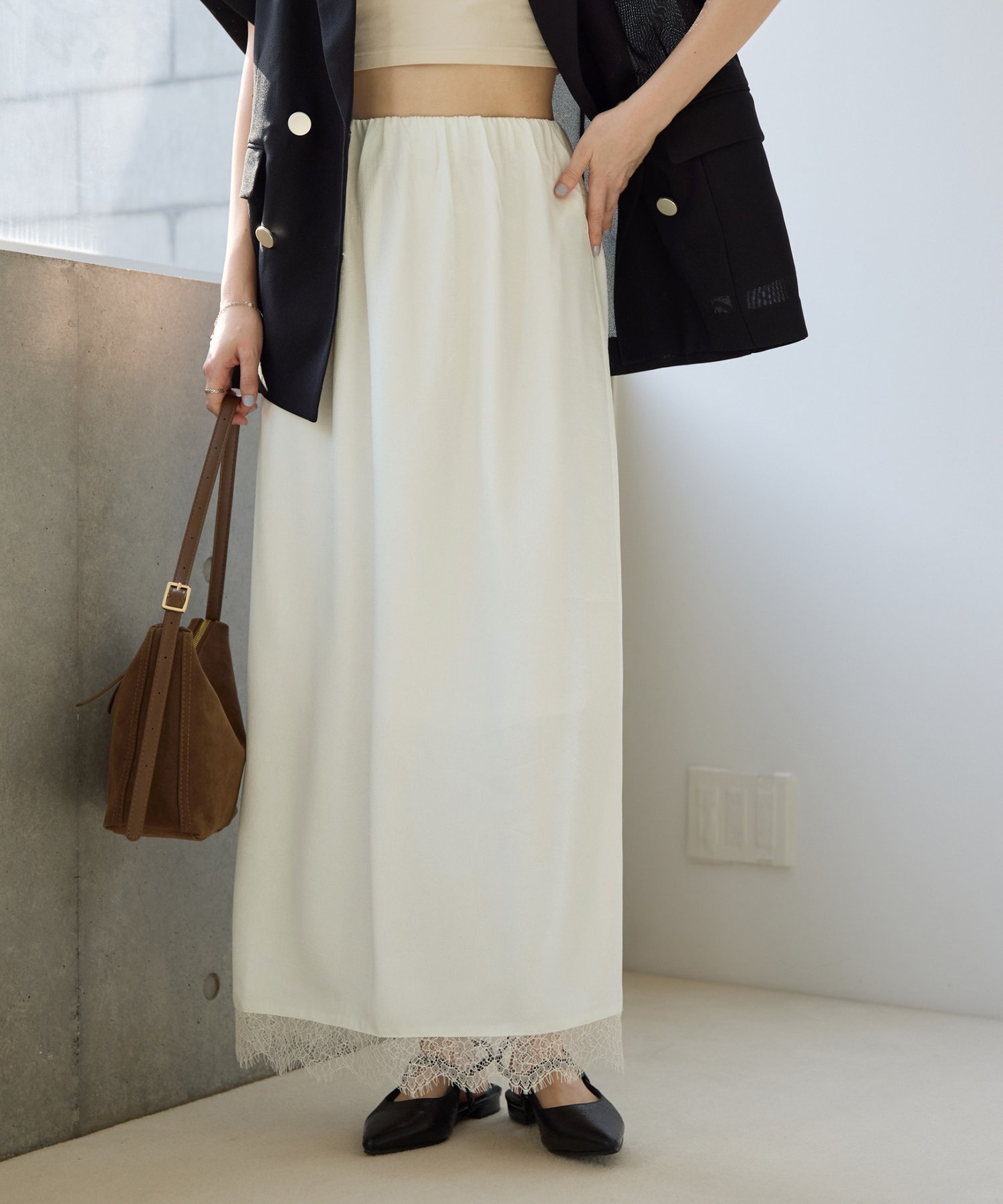 DISCOAT(ディスコート) 【Noka】裾レースセミフレアスカート