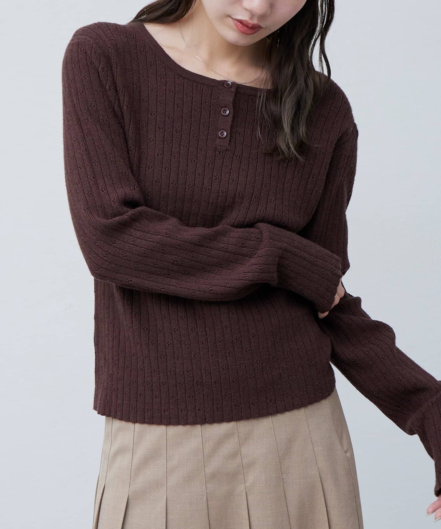 DISCOAT(ディスコート) 【umm.】WEB限定アイレットヘンリーネックプルオーバー