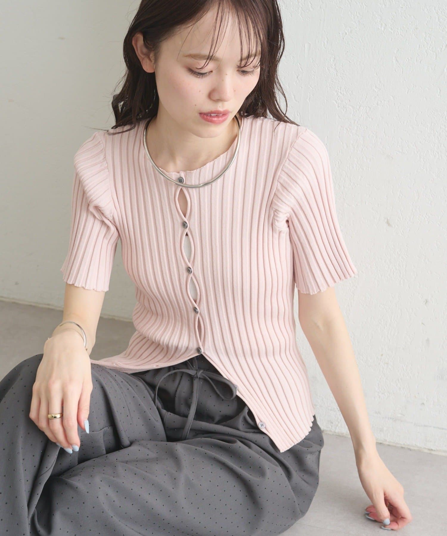 mysticの《WEB限定》ラウンドスリット半袖カーディガン